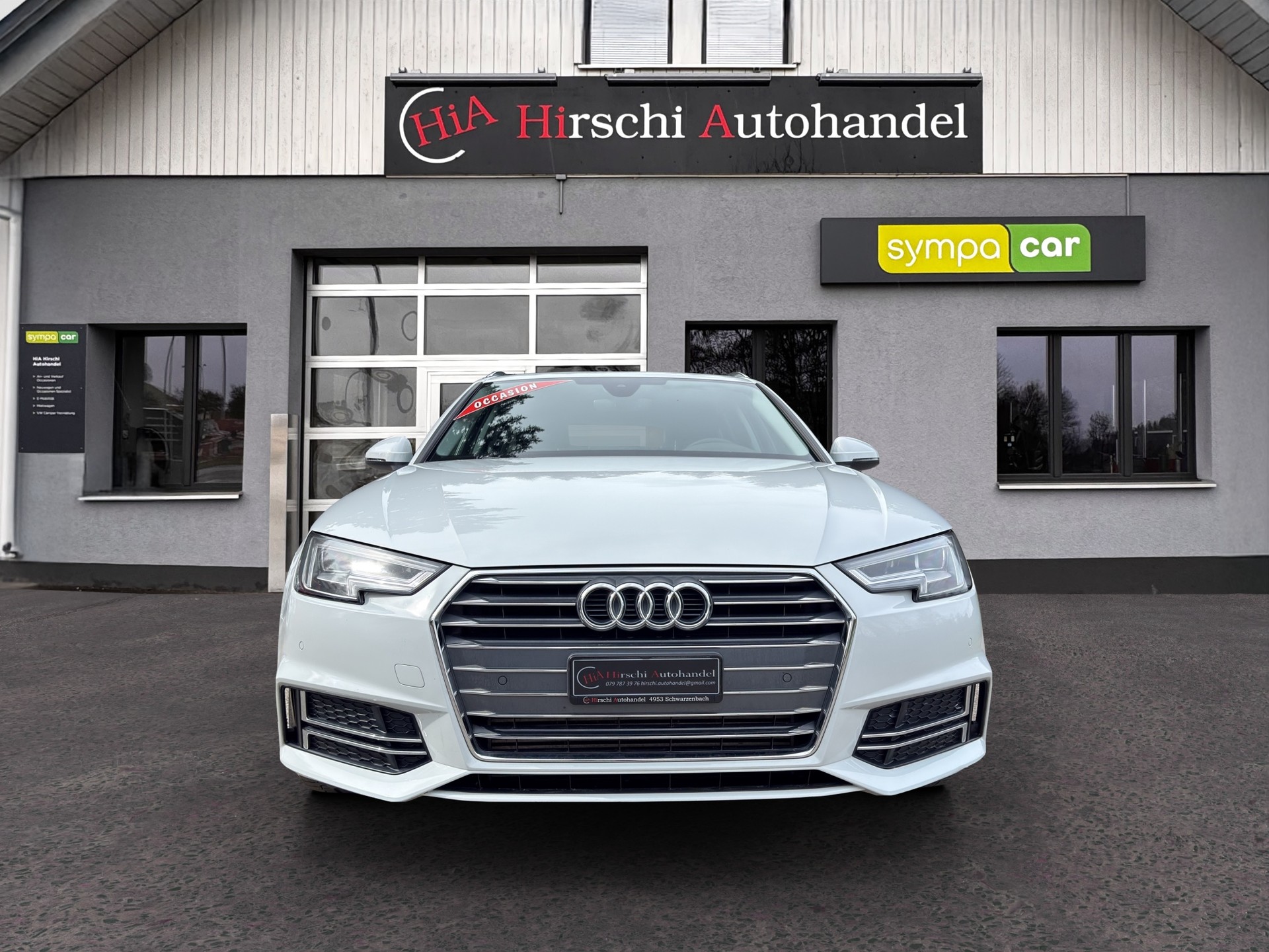 AUDI A4 Avant 2.0 TFSI Sport S-tronic S-Line-showroom-element-2