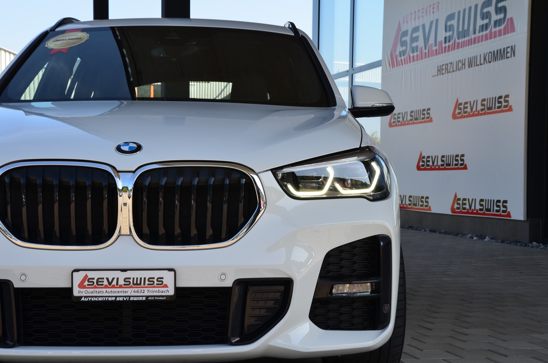 BMW X1 xDrive 25e M Sport Steptronic***Frisch ab MFK mit 1 Jahr oder 20000km Garantie***-image-8