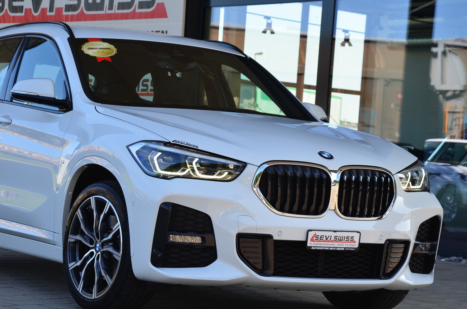 BMW X1 xDrive 25e M Sport Steptronic***Frisch ab MFK mit 1 Jahr oder 20000km Garantie***-image-1