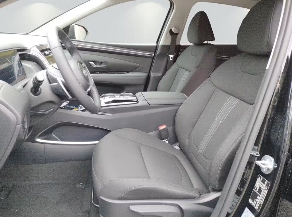 HYUNDAI Tucson 1.6 TGDI HEV Amplia 2WD-image-2