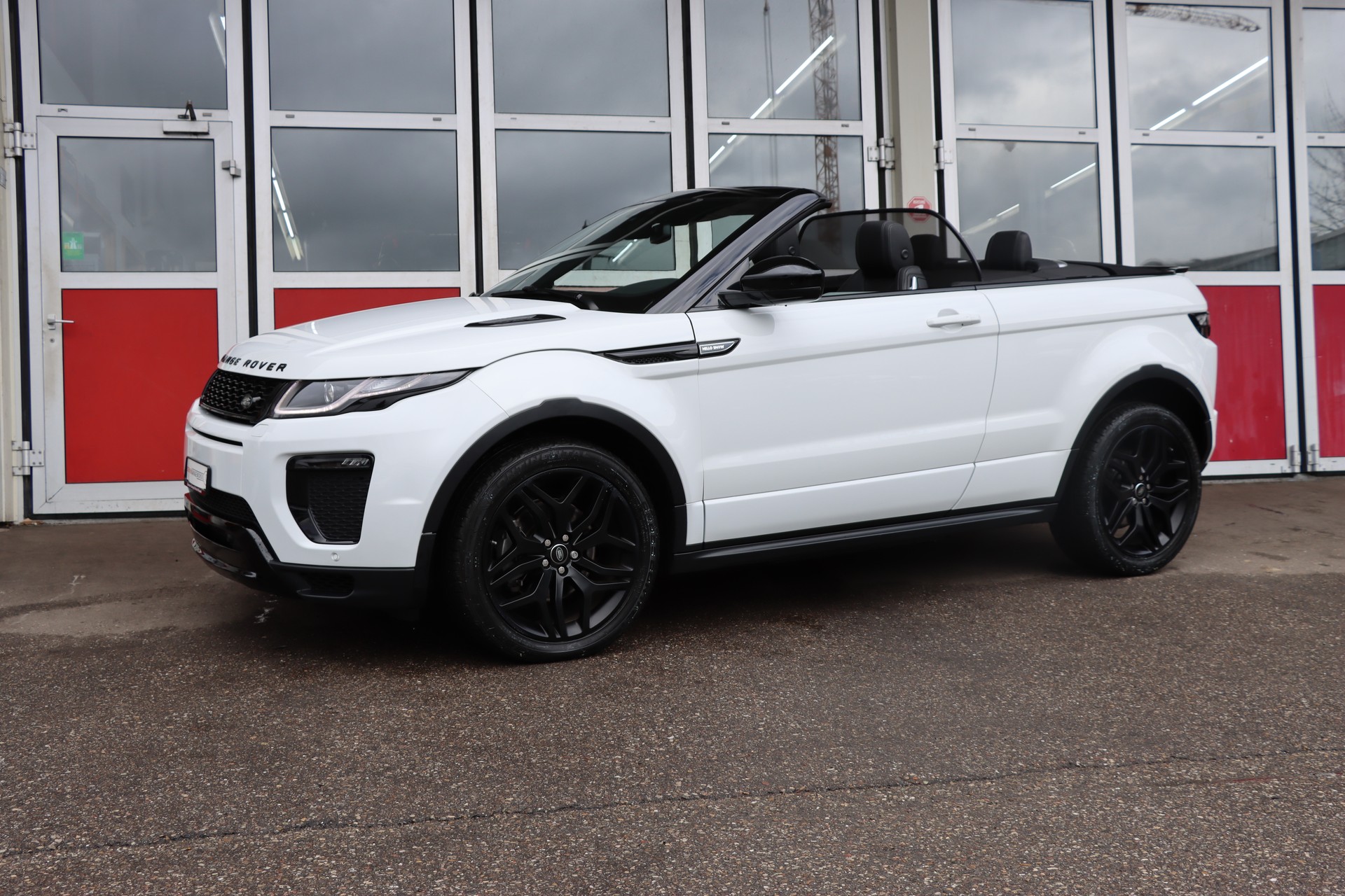 LAND ROVER Range Rover Evoque Convert. 2.0 TD4 SE Dynamic AT9-image-4