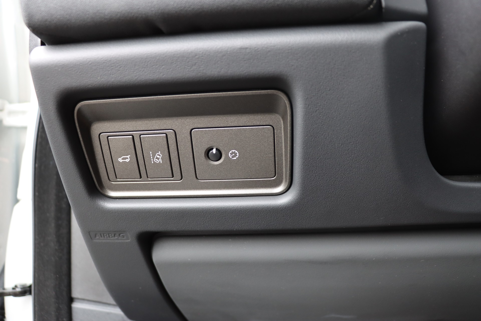 LAND ROVER Range Rover Evoque Convert. 2.0 TD4 SE Dynamic AT9-image-16