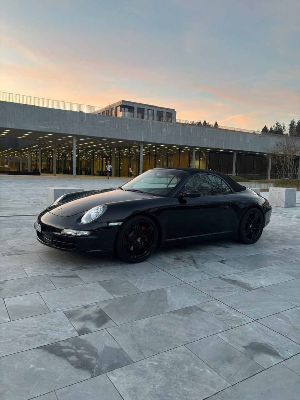 PORSCHE 911 Cabrio Carrera S-image-0