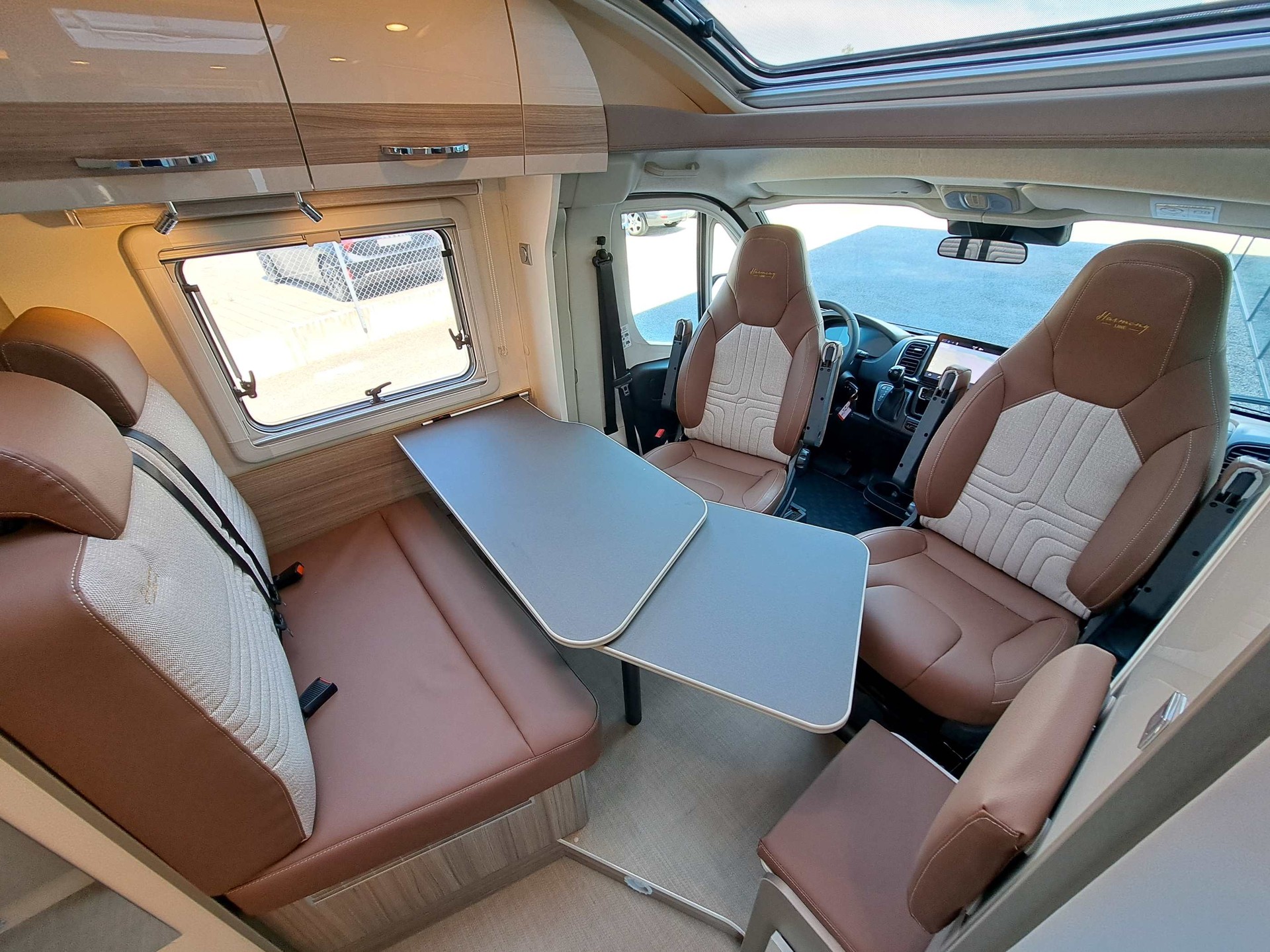 BÜRSTNER Travel Van T 620 G-image-1