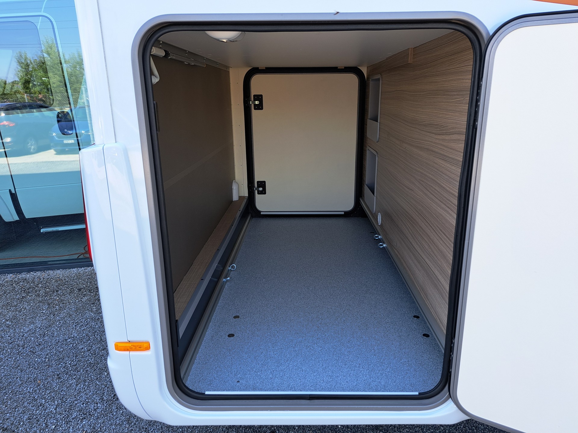 BÜRSTNER Travel Van T 620 G-image-11