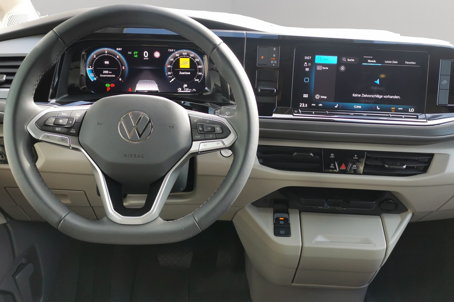 VW California 2.0 TDI Beach Tour Liberty-image-9