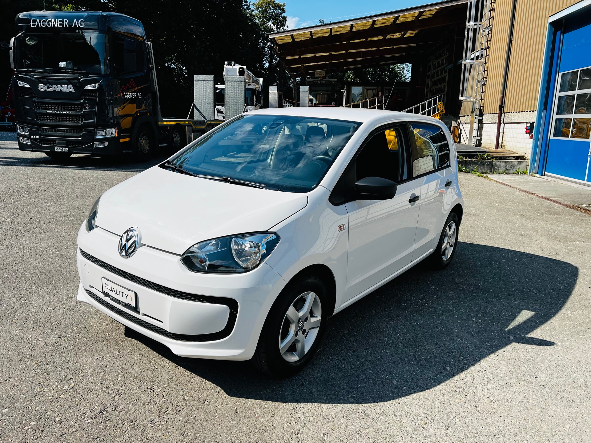 VW Up 1.0 move up-image-0