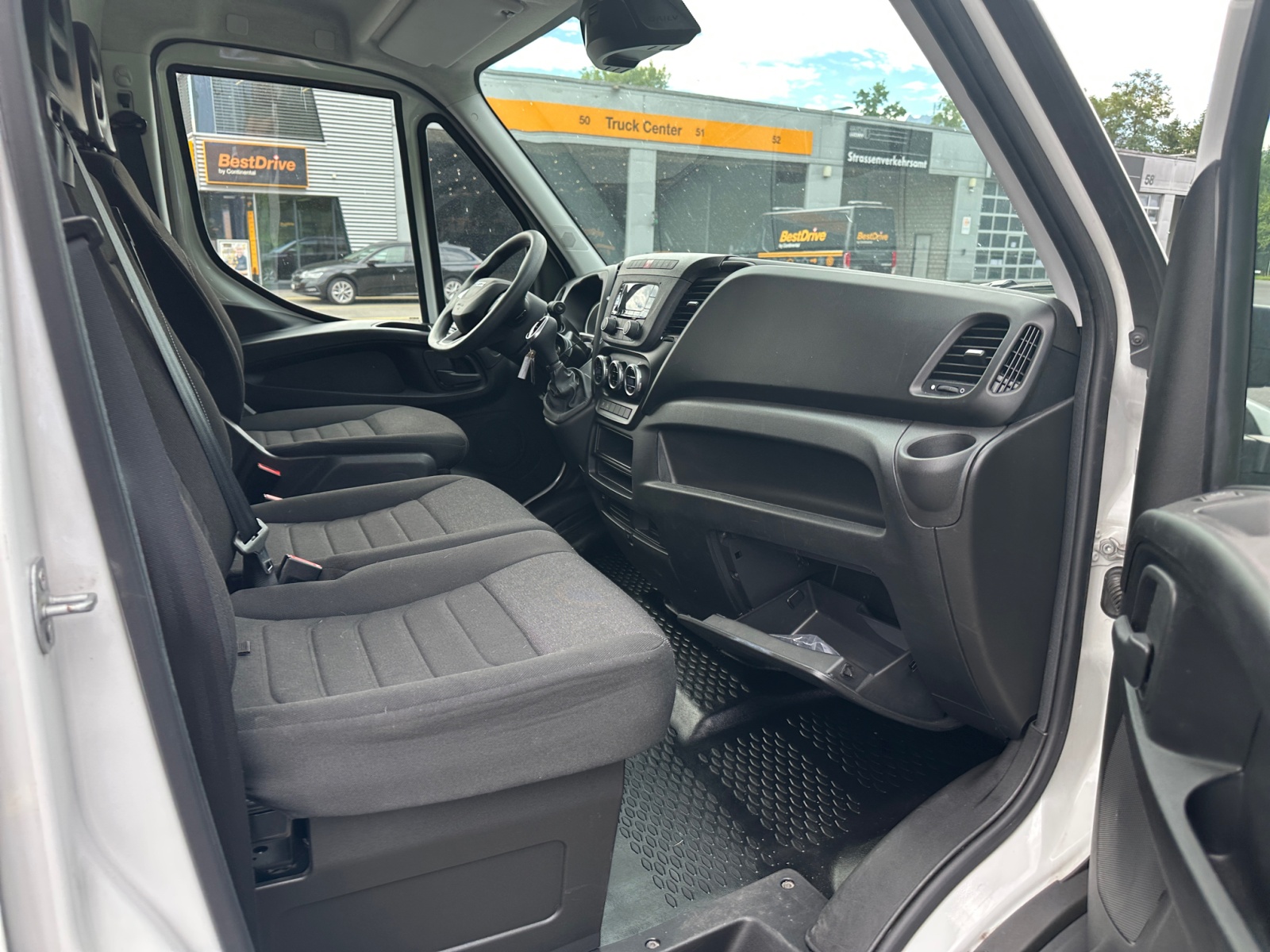 IVECO 35 S 160PS Lang Automatik-image-9
