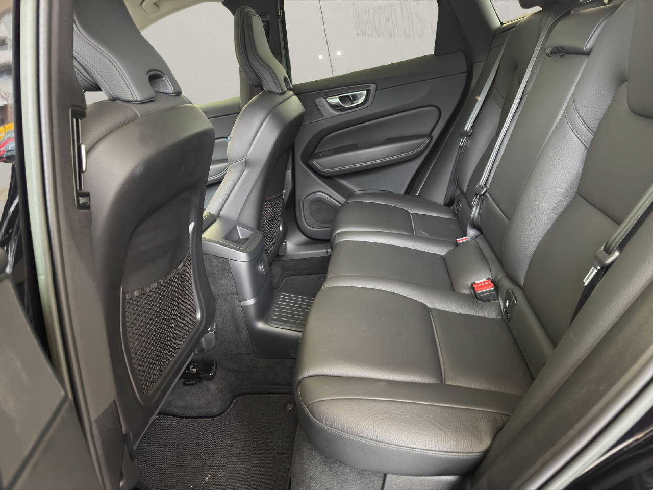 VOLVO XC60 2.0 T6 TE Ultimate Bright-image-19