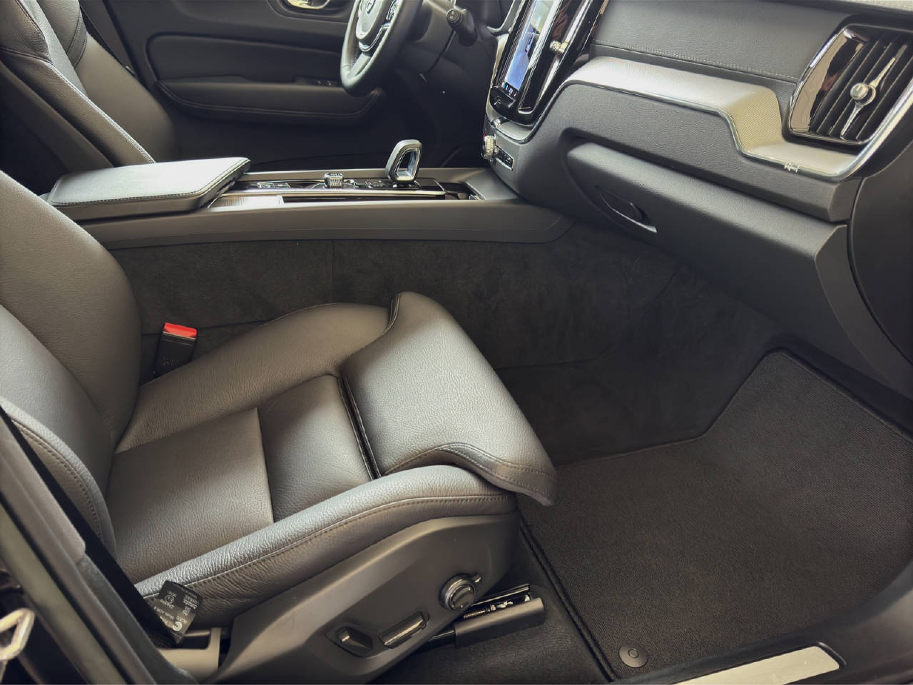 VOLVO XC60 2.0 T6 TE Ultimate Bright-image-10