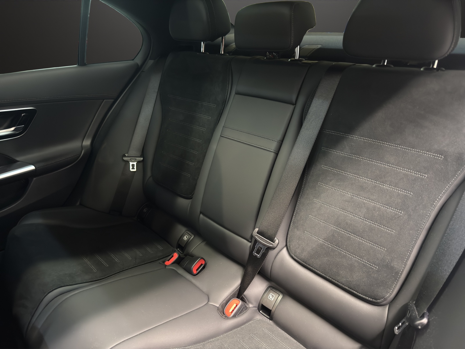 MERCEDES-BENZ C 220 d 4 Matic-image-14