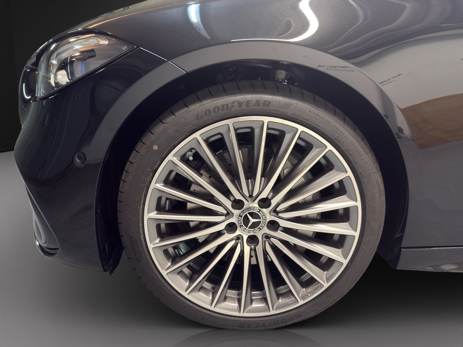 MERCEDES-BENZ C 220 d 4 Matic-image-7