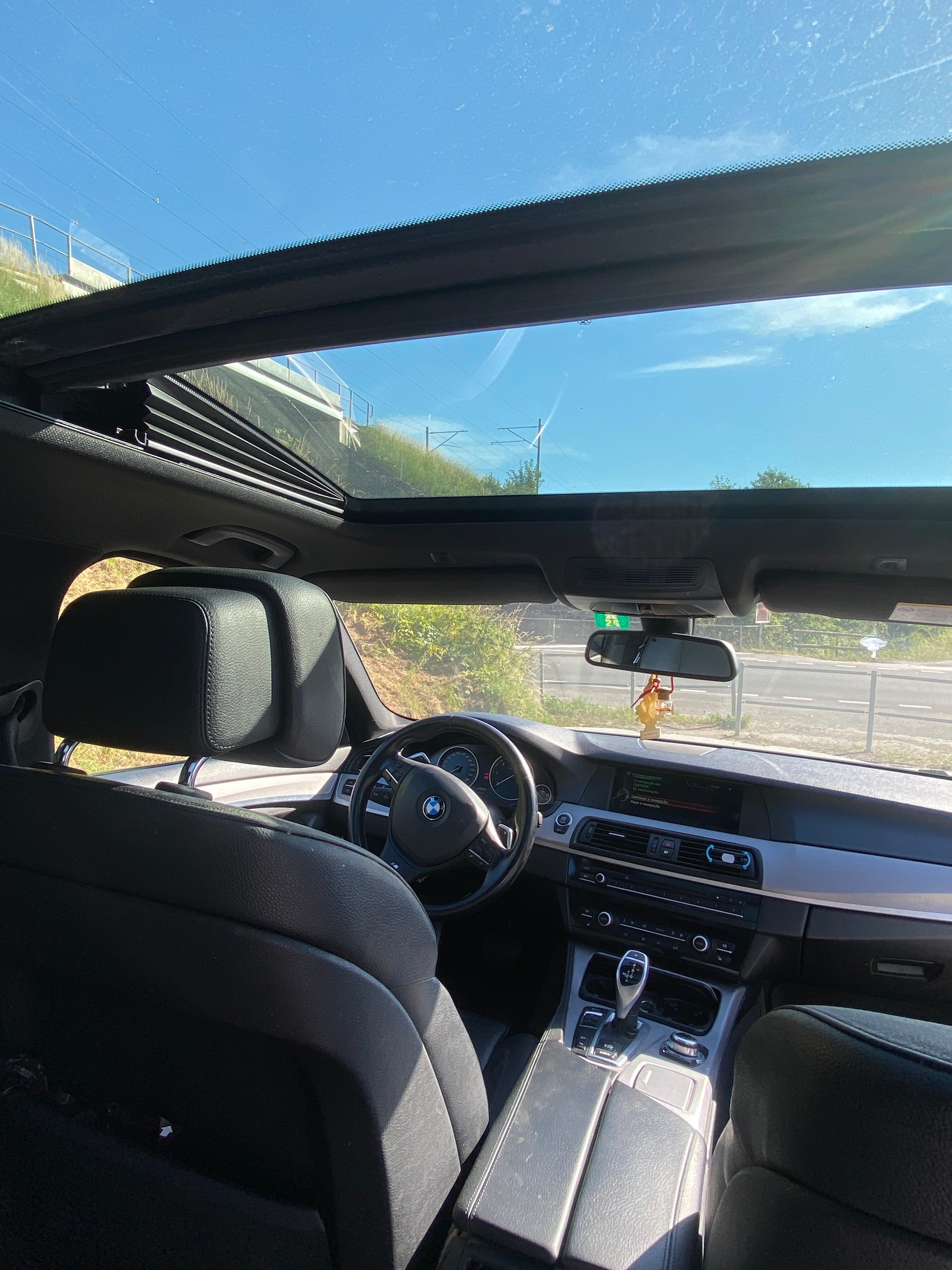 BMW 525d xDrive Touring Steptronic-image-7