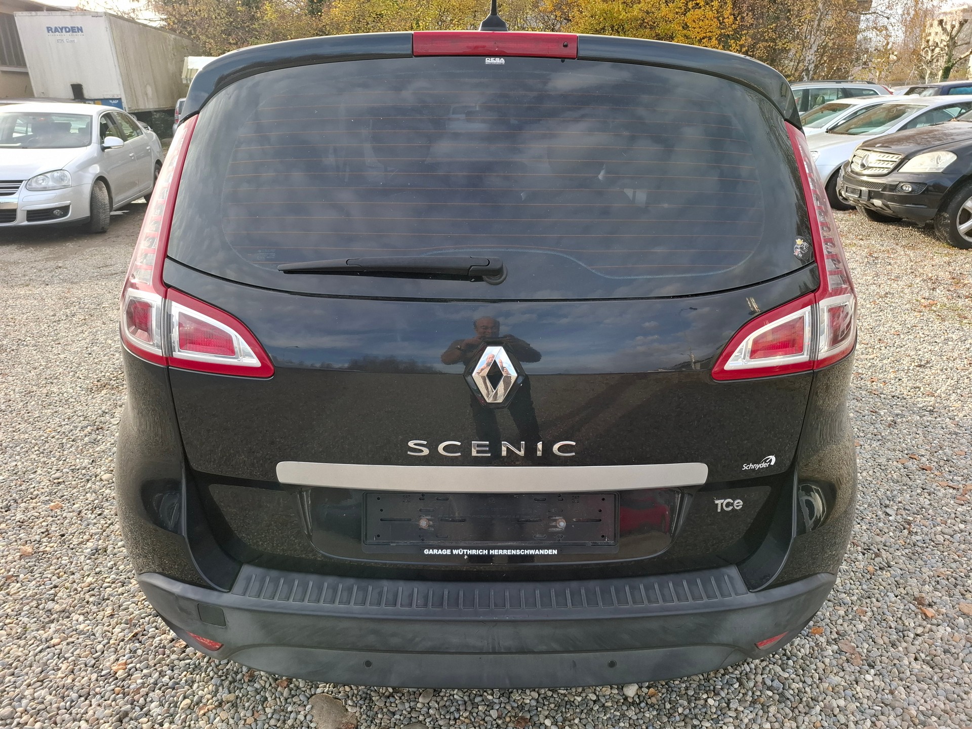 RENAULT Scénic 1.4 16V Turbo Privilège-image-7
