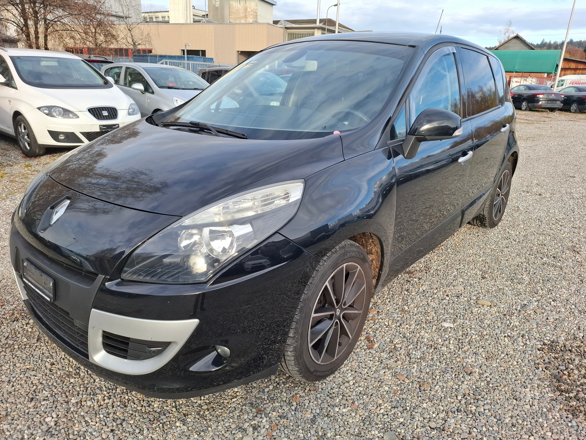 RENAULT Scénic 1.4 16V Turbo Privilège-image-0