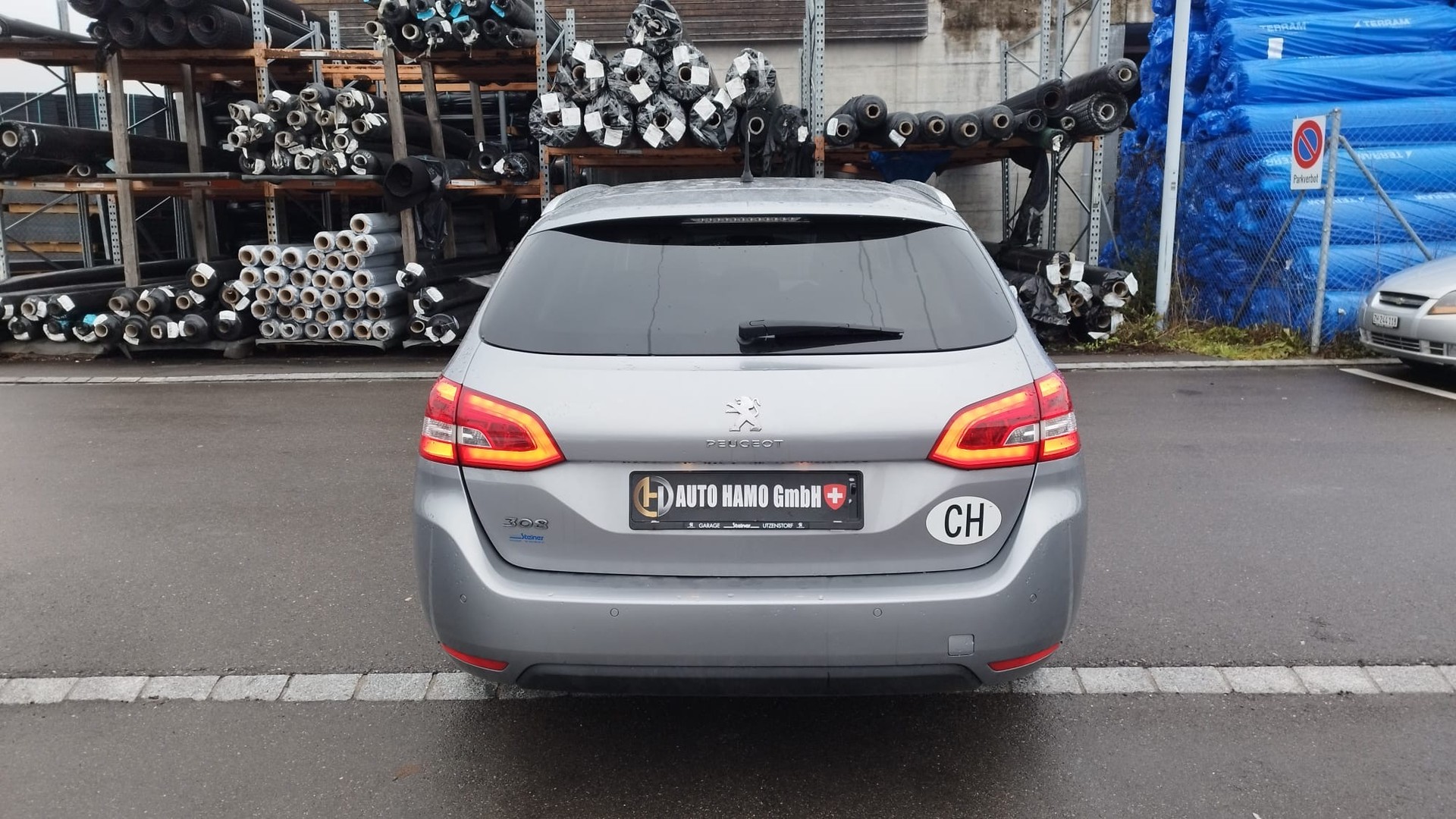 PEUGEOT 308 SW 1.2 THP Active-image-4