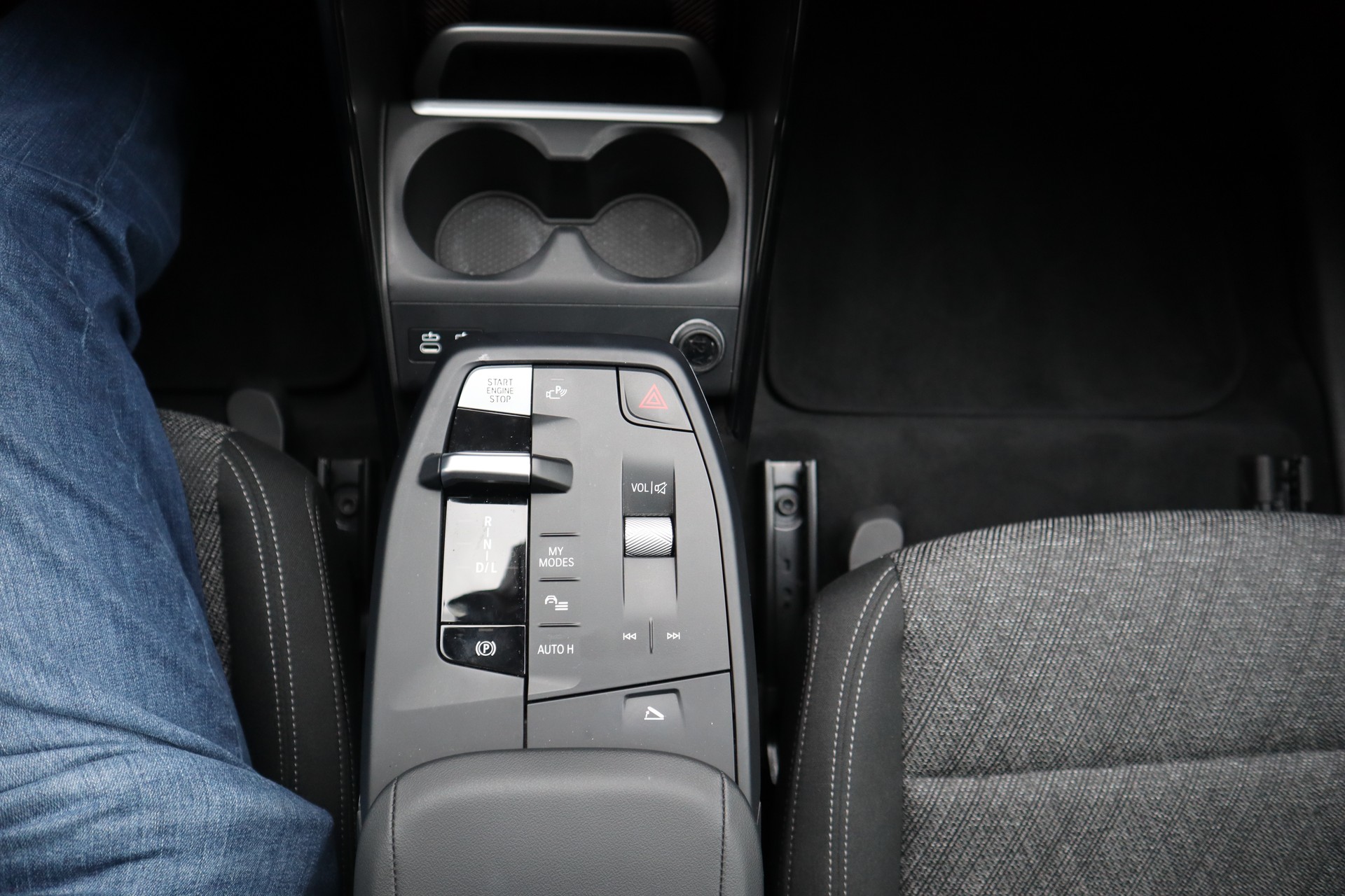 BMW X1 sDrive 18d Steptronic Euro 6-image-12