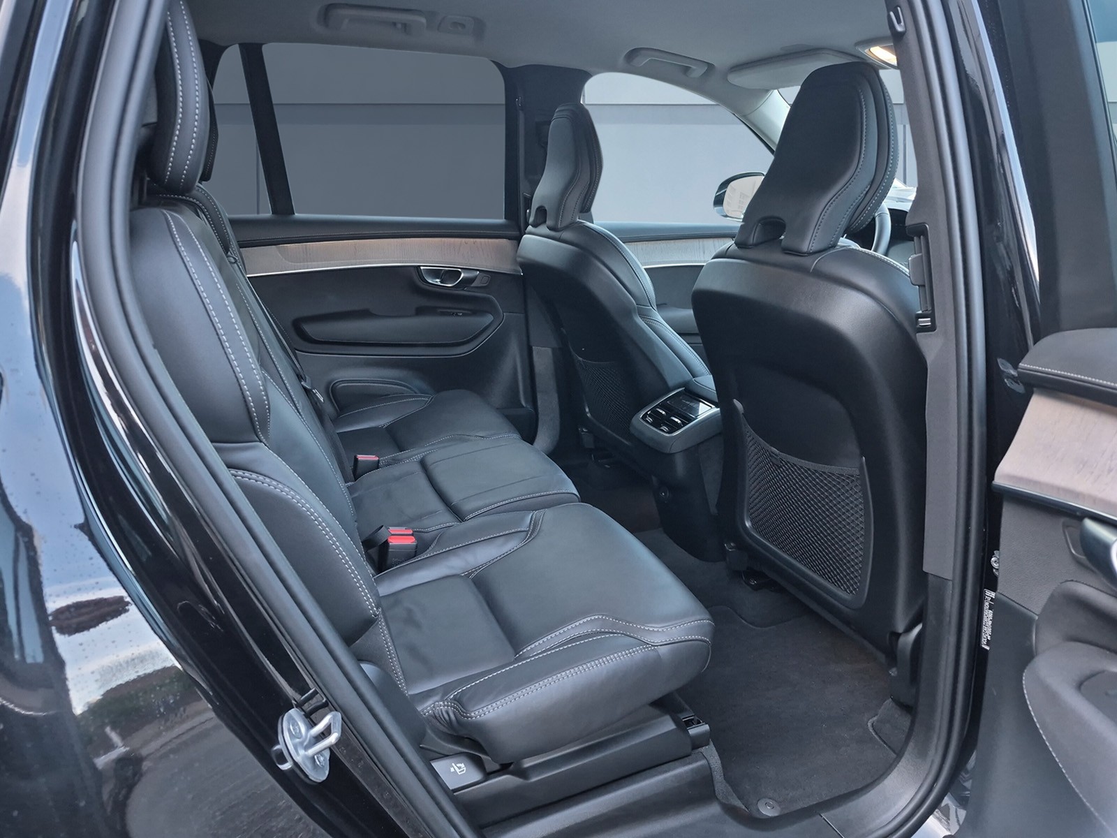 VOLVO XC90 2.0 B5 MH Plus Bright 7 P. AWD-image-13