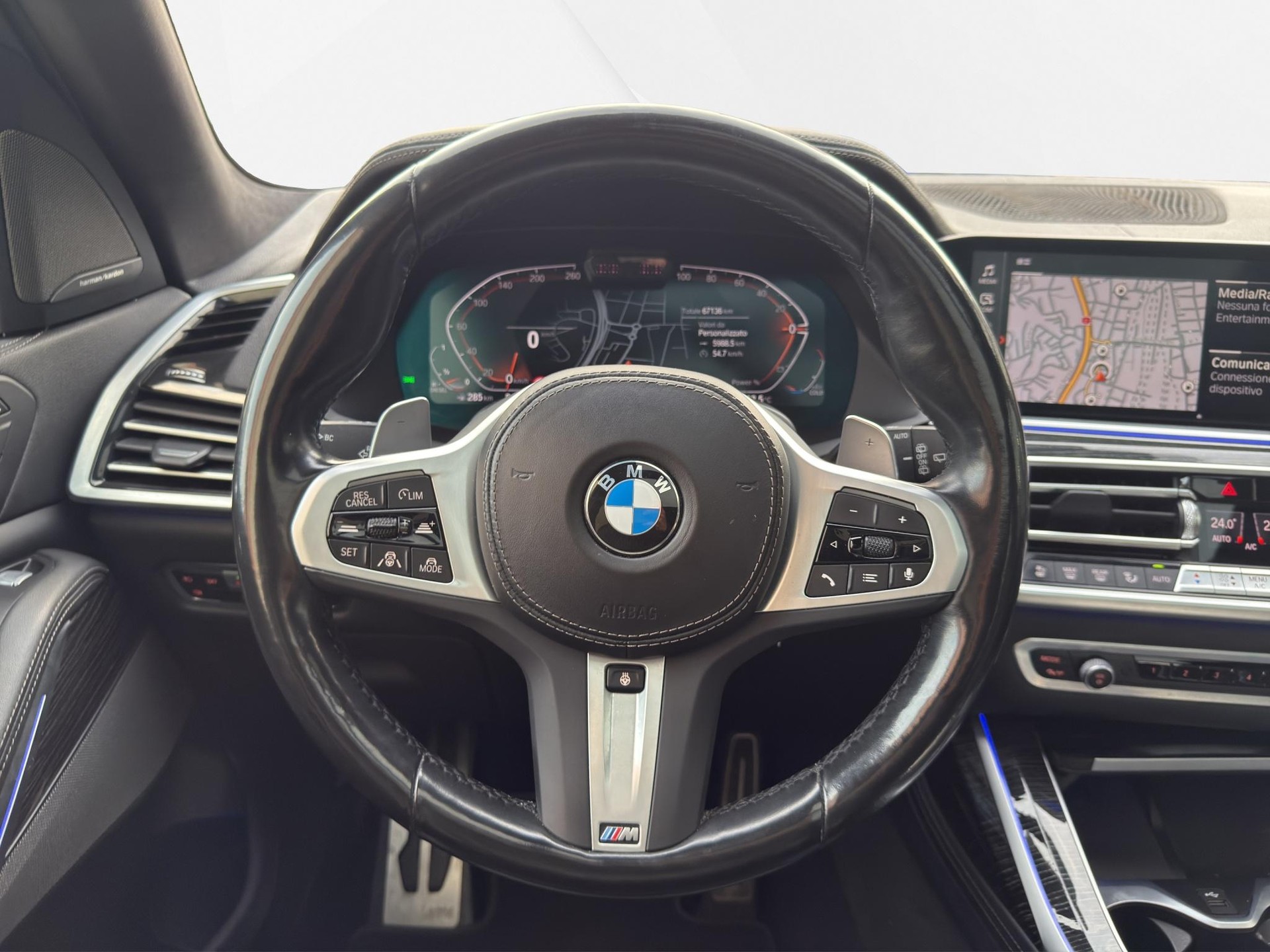 BMW X7 xDrive 40d-image-12