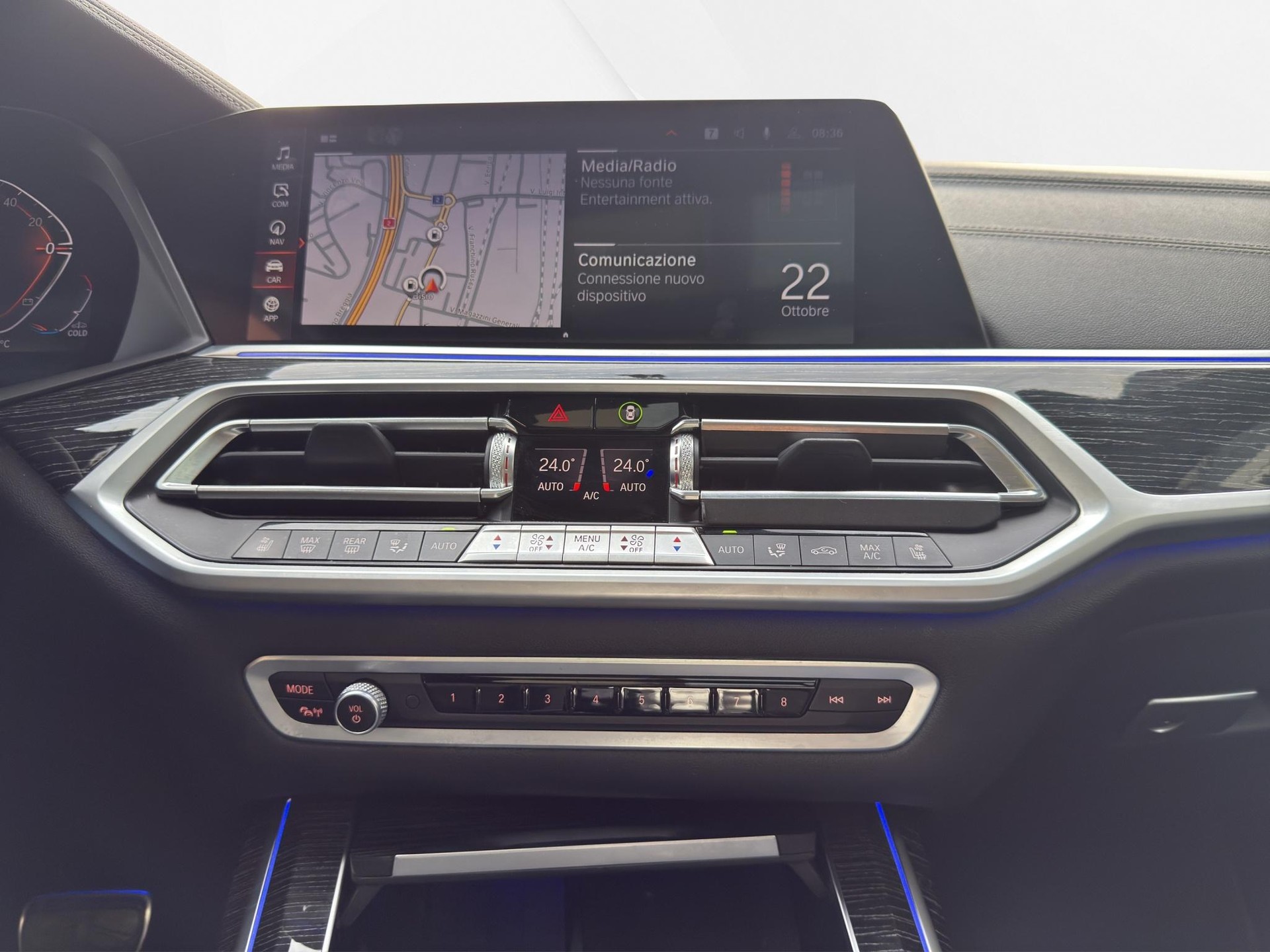 BMW X7 xDrive 40d-image-14