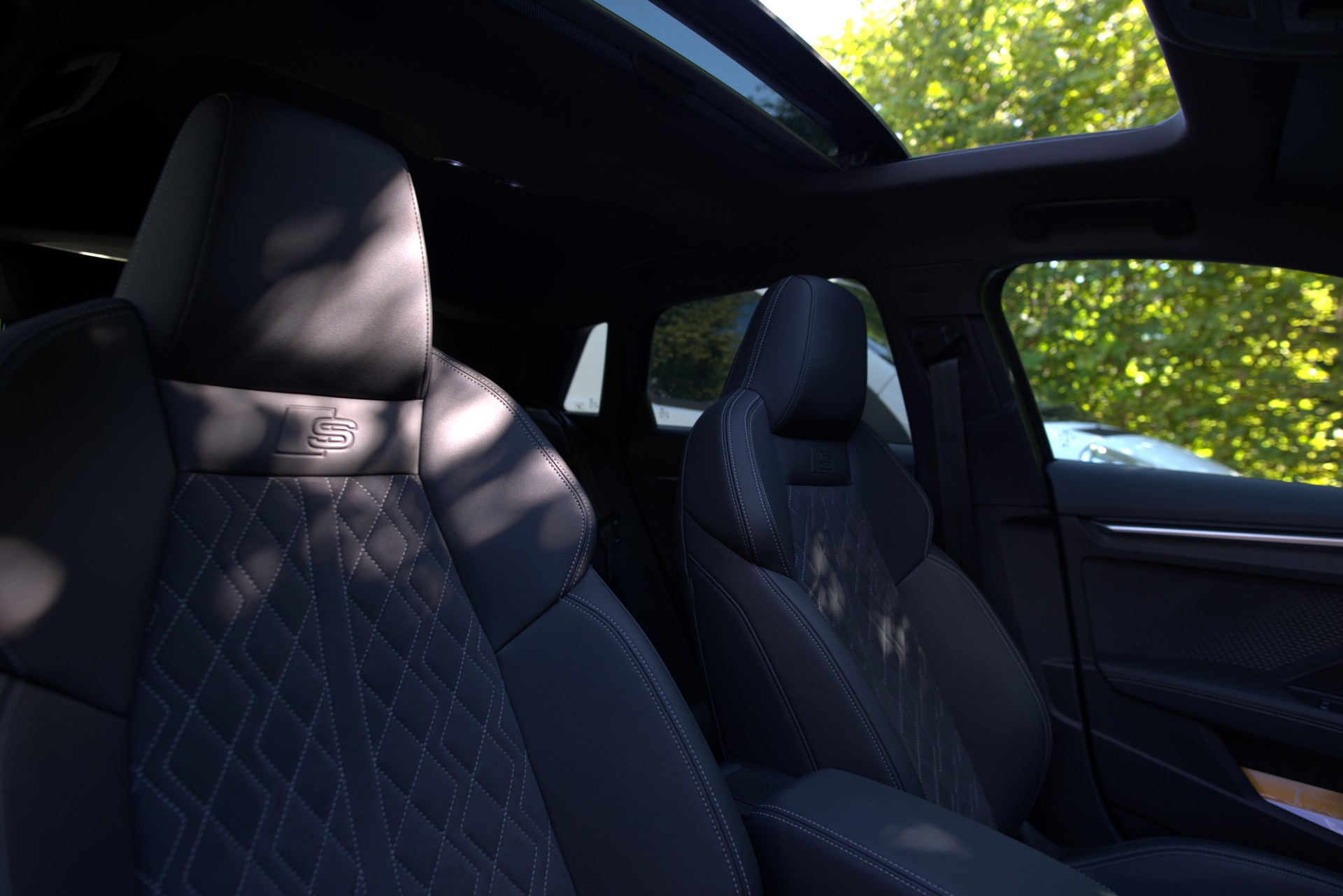 AUDI S3 Sportback TFSI quattro S-tronic-image-5