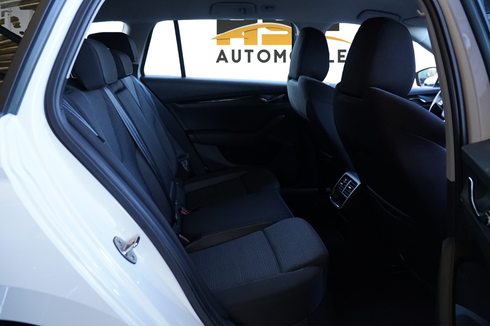 SKODA Octavia Combi 1.0 TSI mHEV DSG Ambition *CH Fahrzeug*-image-15