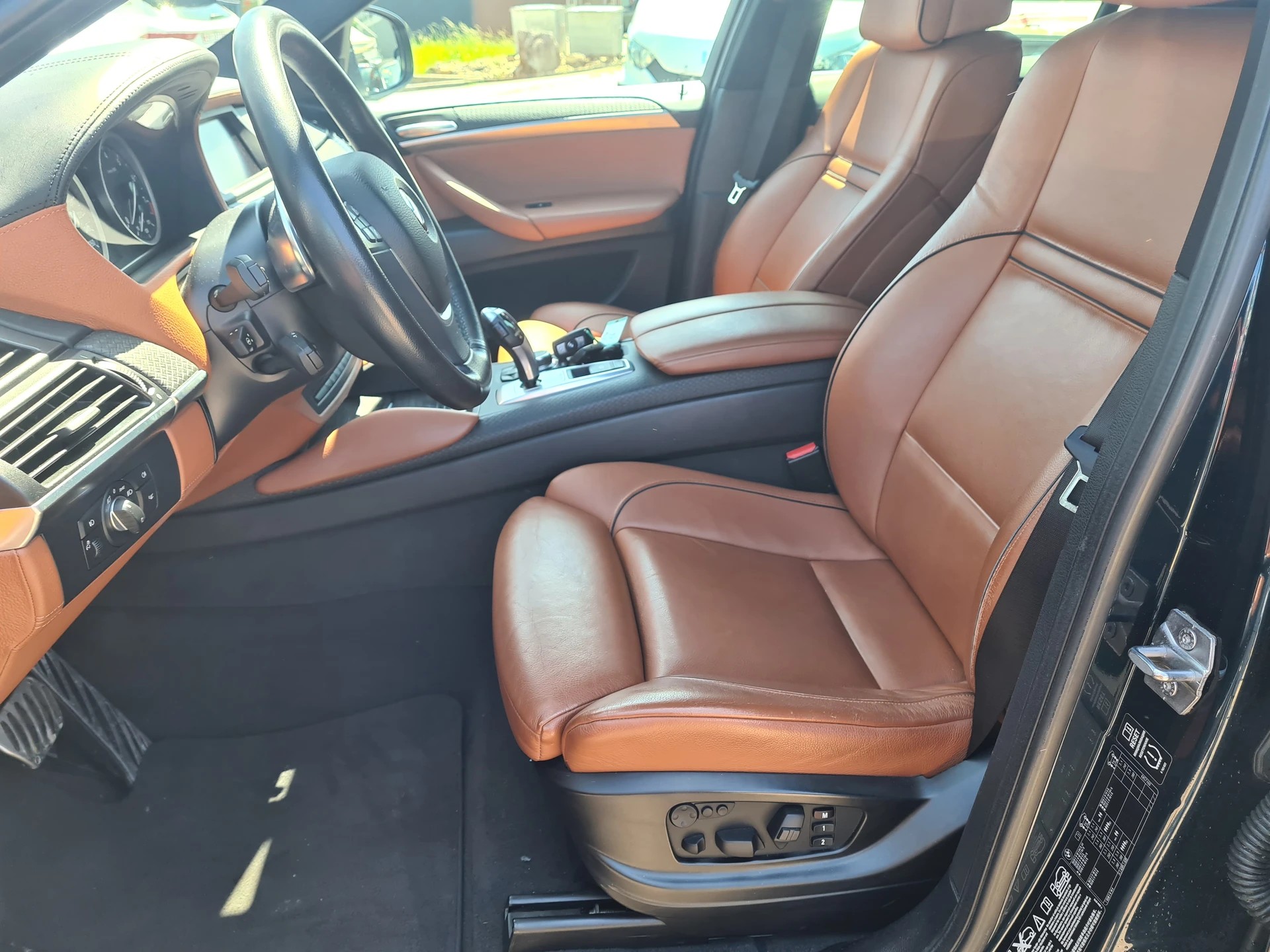 BMW X6 xDrive 50i Steptronic-image-8