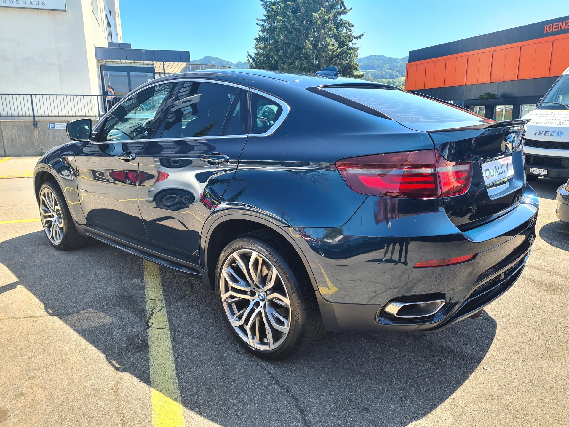 BMW X6 xDrive 50i Steptronic-image-4