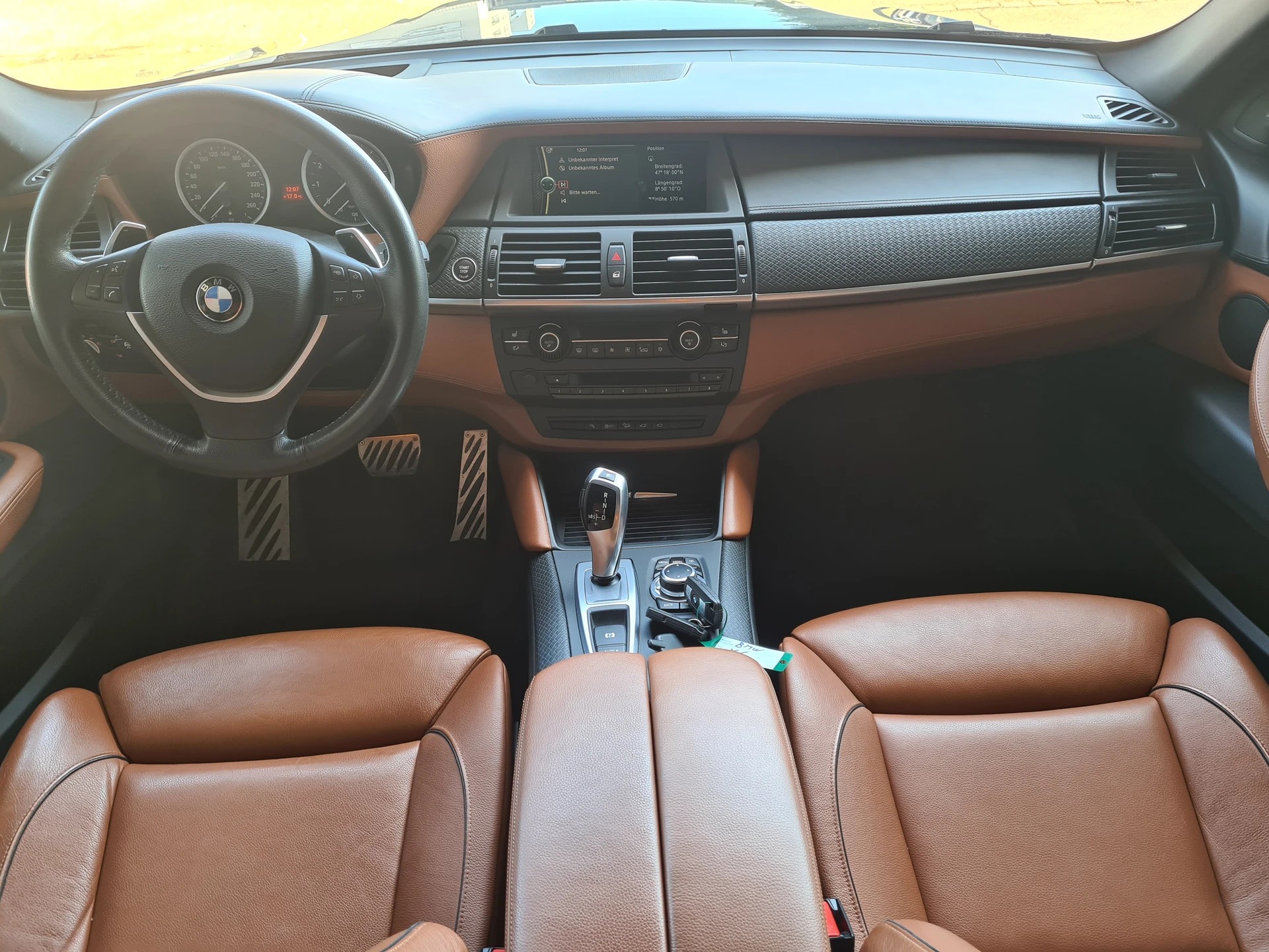 BMW X6 xDrive 50i Steptronic-image-9