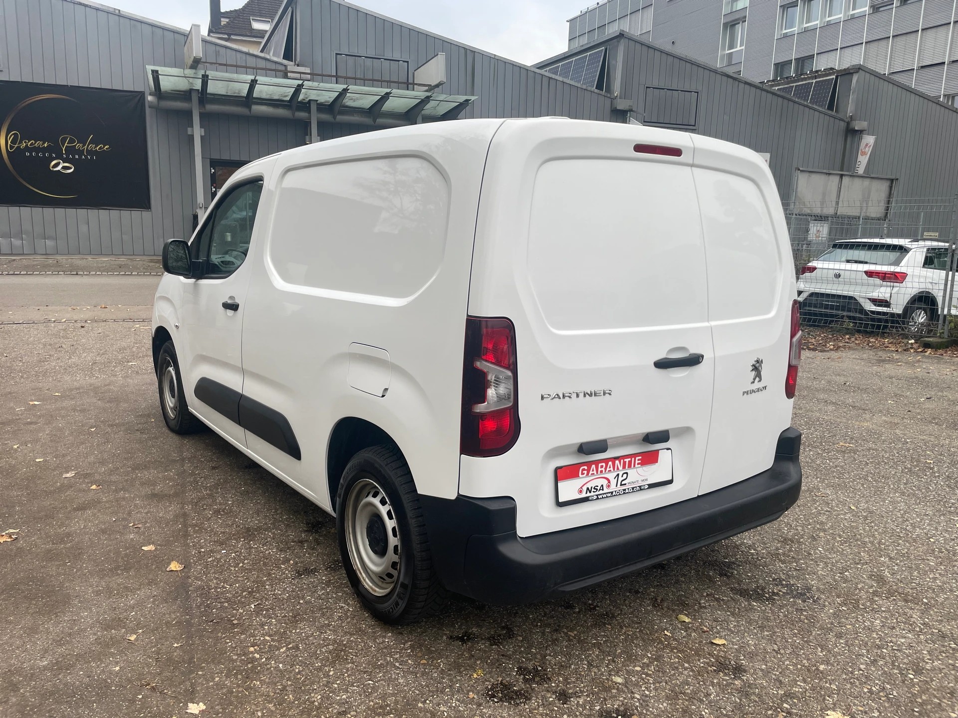PEUGEOT Partner 1.6 Blue HDi Access 650kg ** 02x Sitze ** Klimaanlage ** Nutzlast 470Kg ** Frisch Ab MFK-image-9