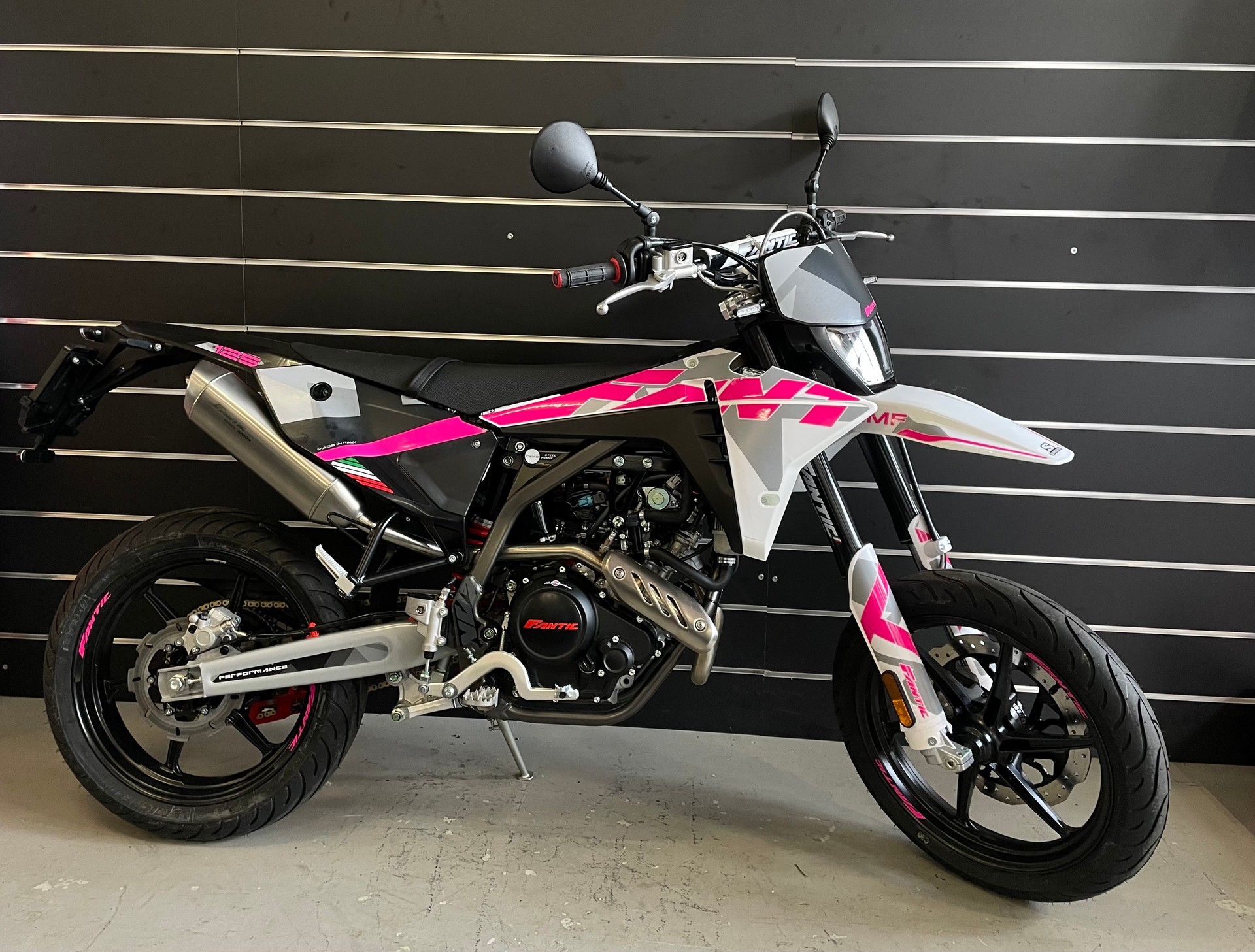 FANTIC XMF 125 Performance