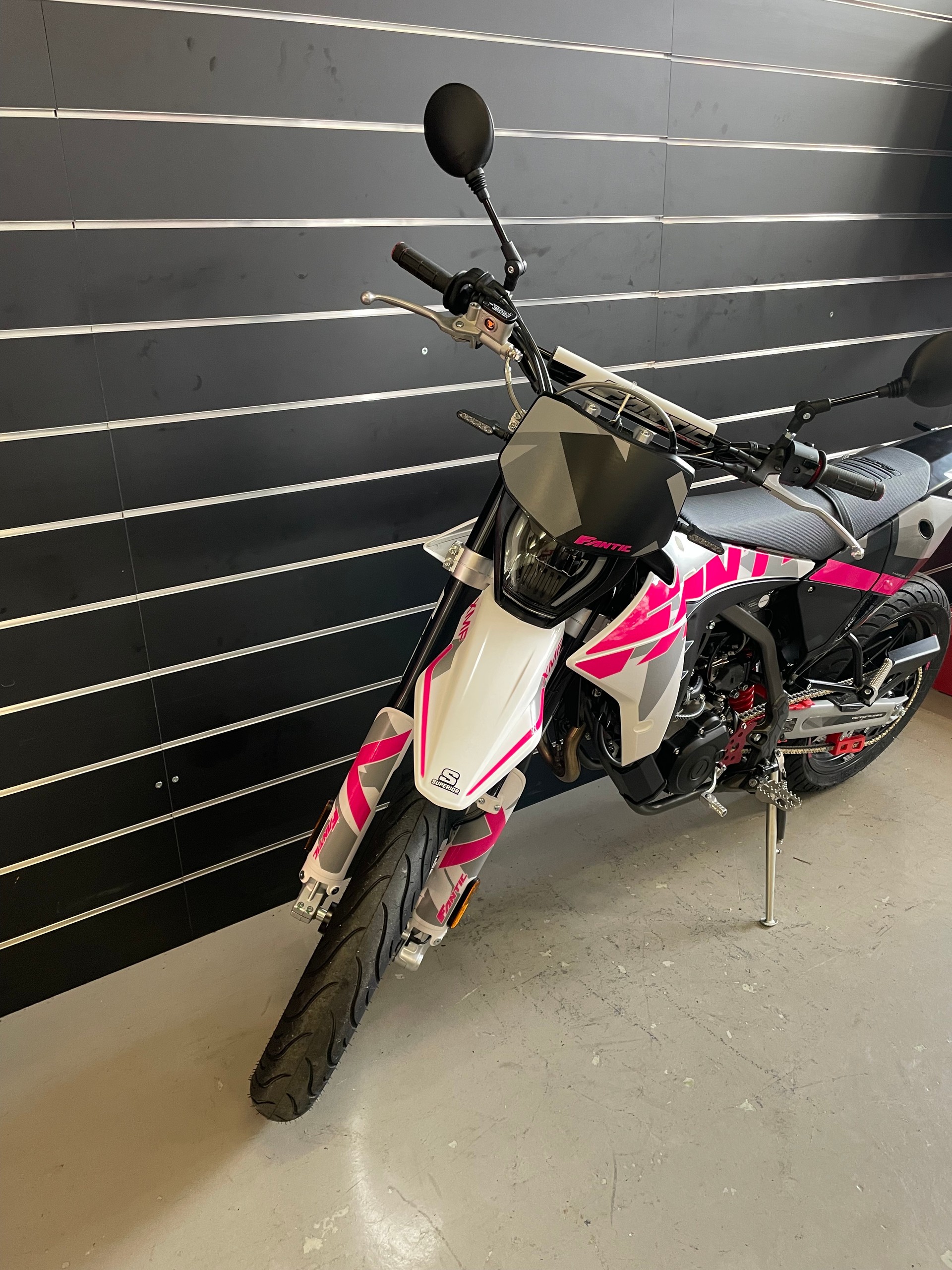 FANTIC XMF 125 Performance-image-4