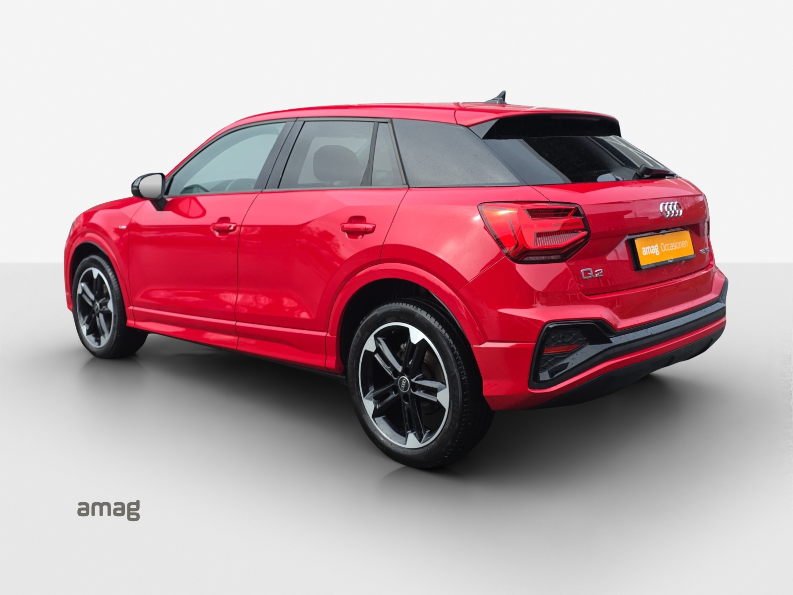 AUDI Q2 35 TFSI S line S-tronic-image-2