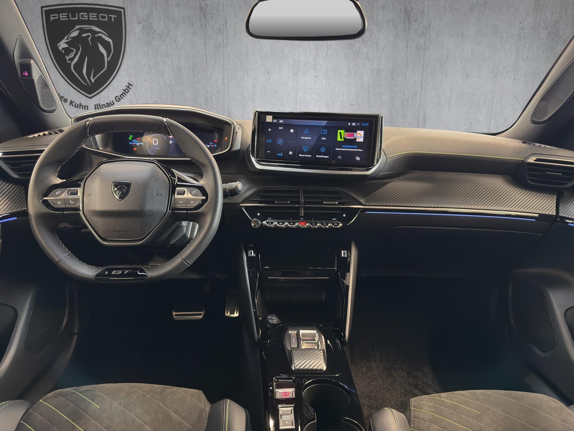PEUGEOT 2008 1.2 Hybrid 145 GT-image-11