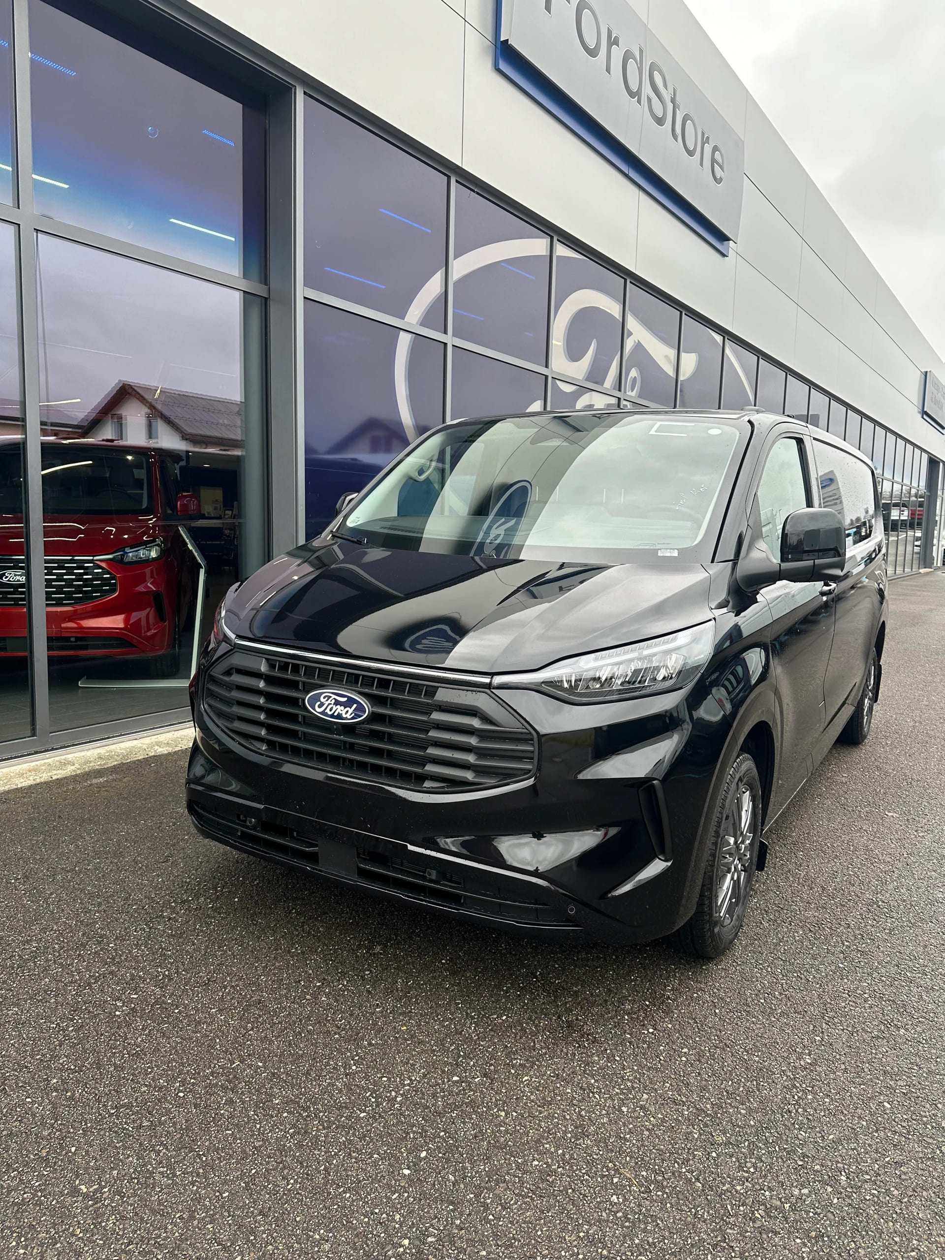 FORD Transit Custom Van 320 L2 2.0 EcoBl Limited/170CV/Aut.-image-0