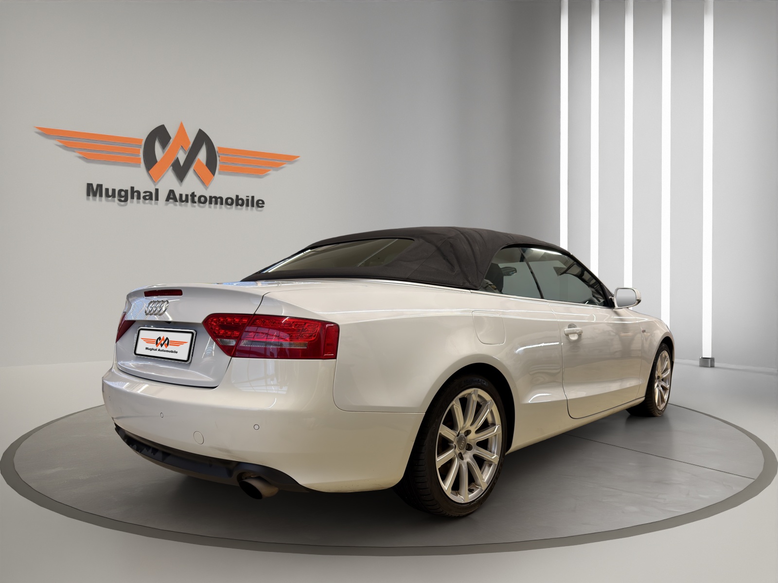 AUDI A5 Cabriolet 2.0 TFSI quattro S-tronic-image-4