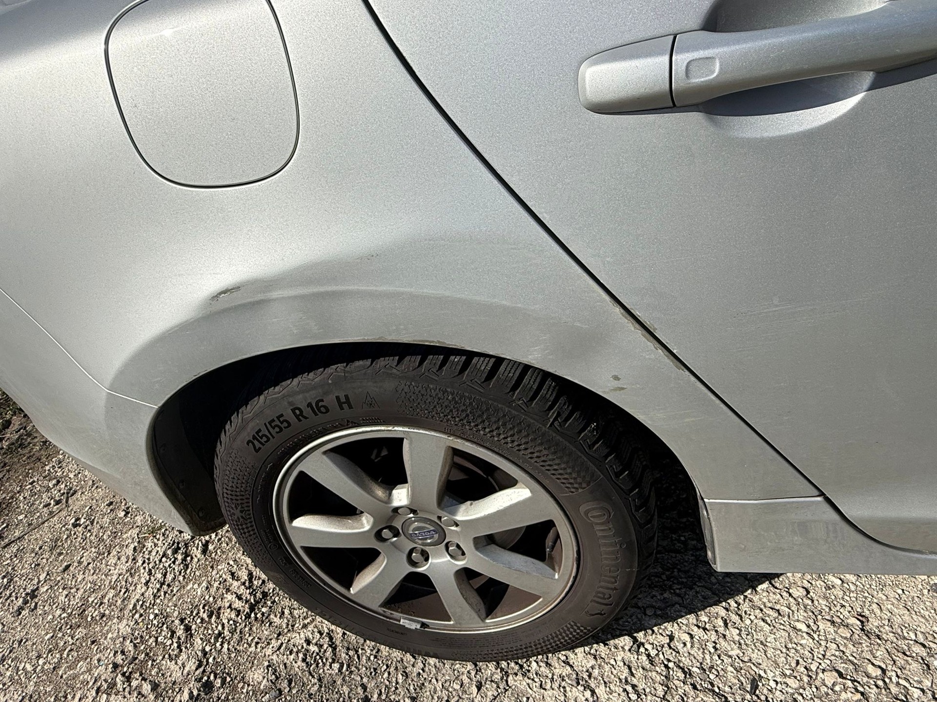 VOLVO V60 T4 Momentum-image-4