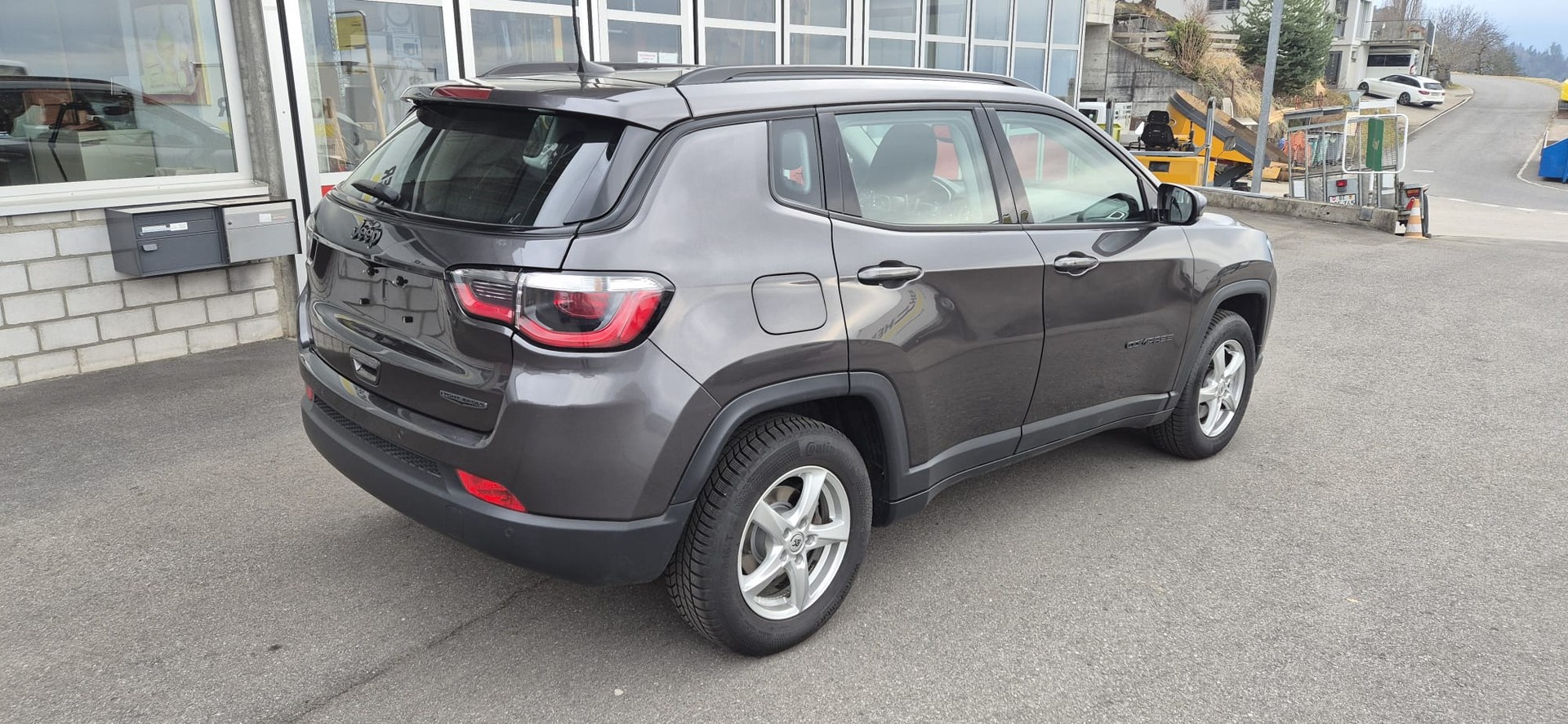 JEEP Compass 1.4 Turbo Night Eagle-image-3