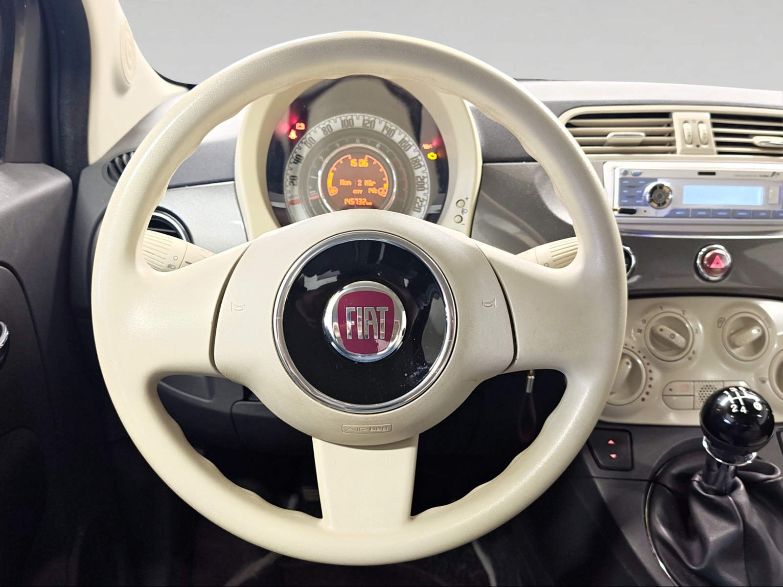 FIAT 500 1.2 Lounge-image-9