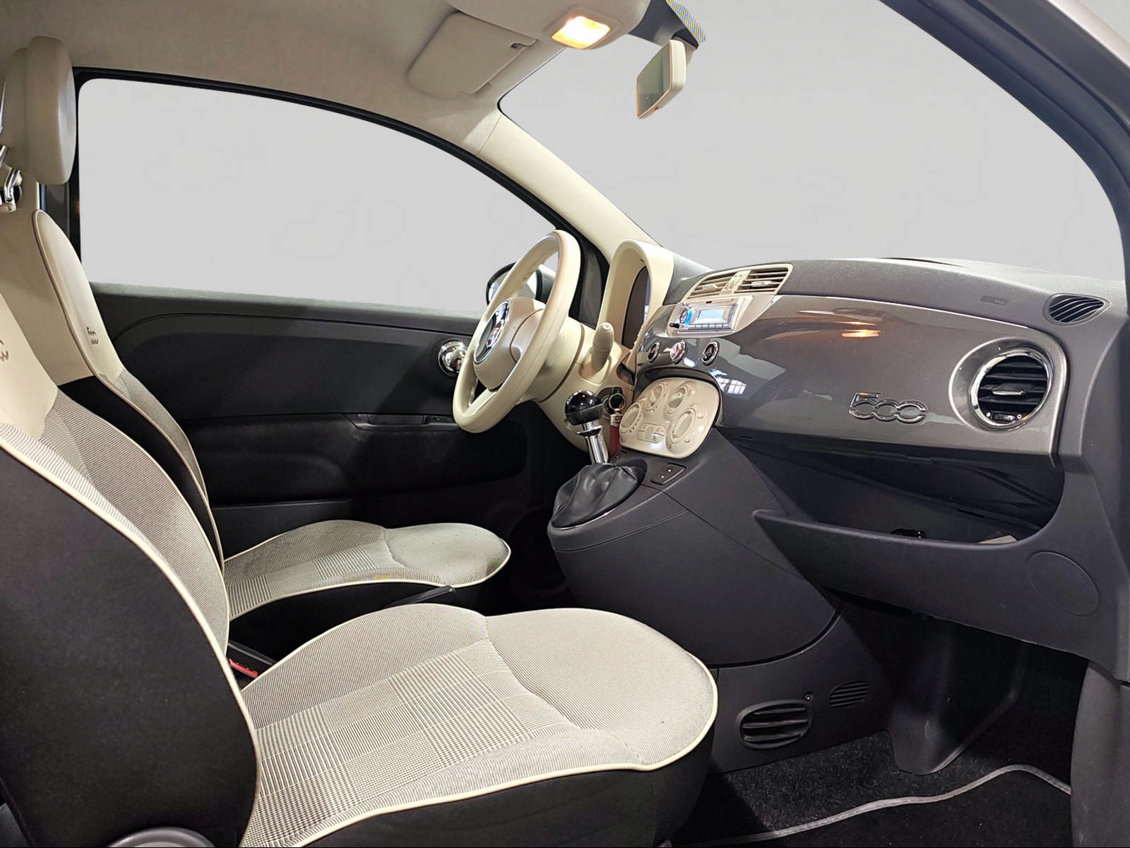 FIAT 500 1.2 Lounge-image-7
