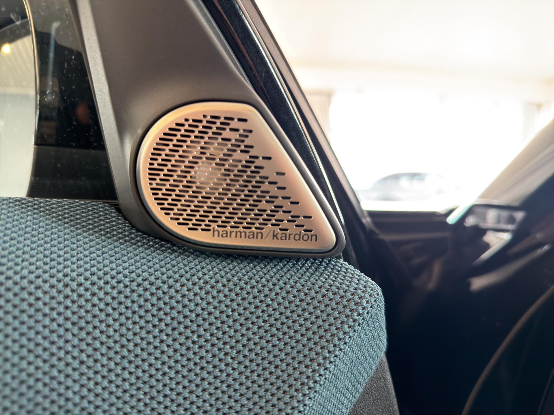MINI Countryman E Favoured Trim-image-19