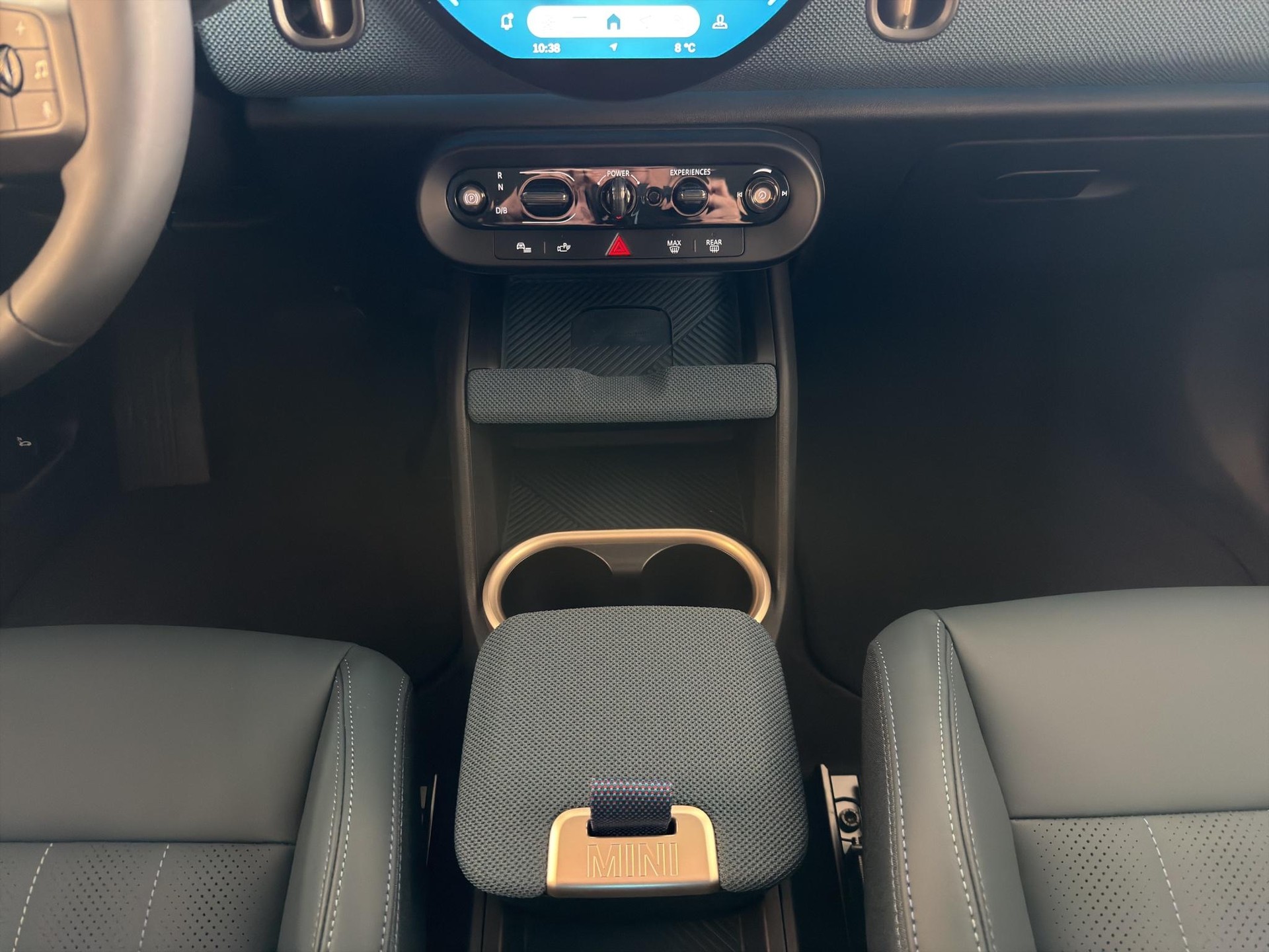 MINI Countryman E Favoured Trim-image-15