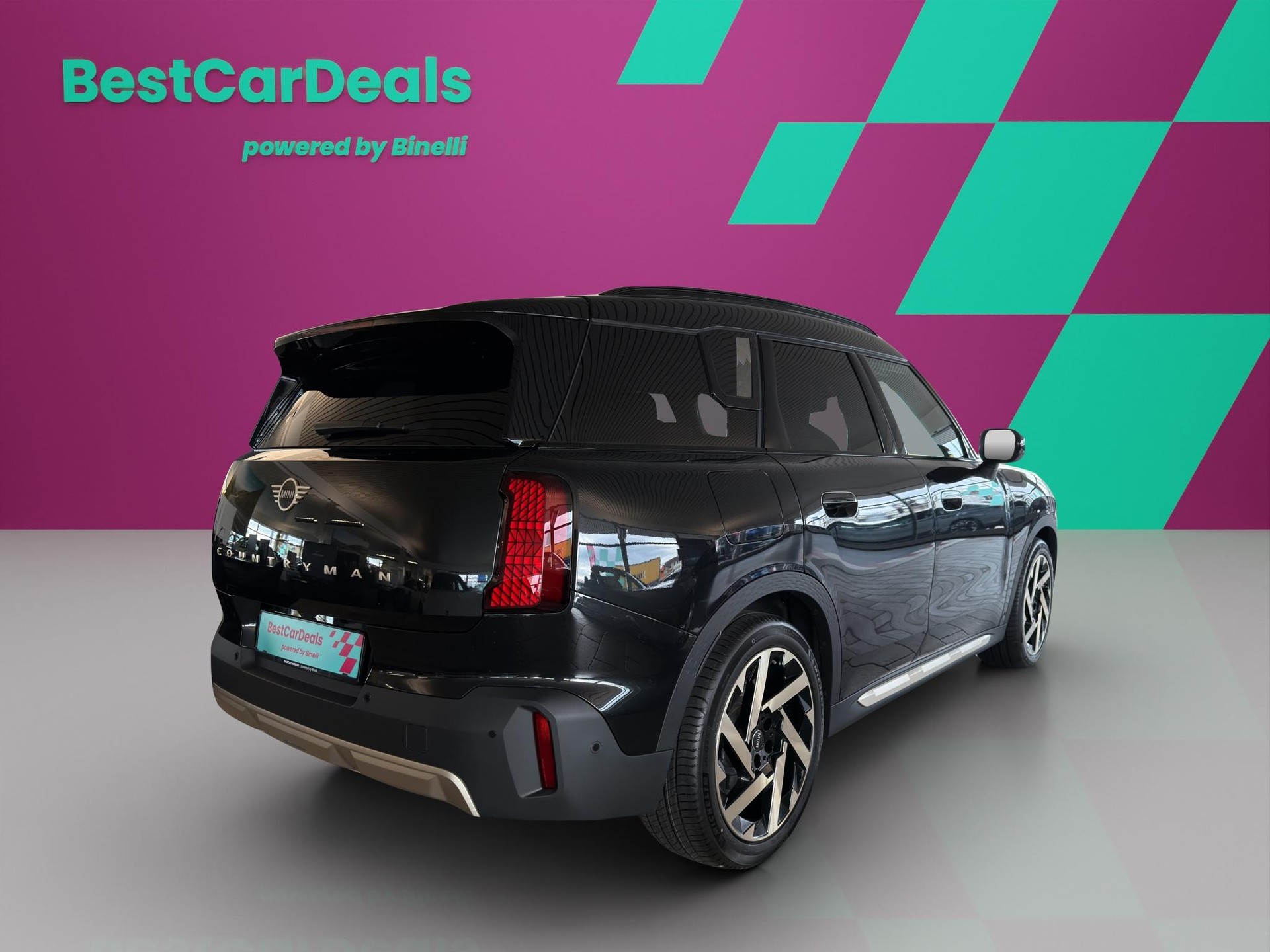 MINI Countryman E Favoured Trim-image-2
