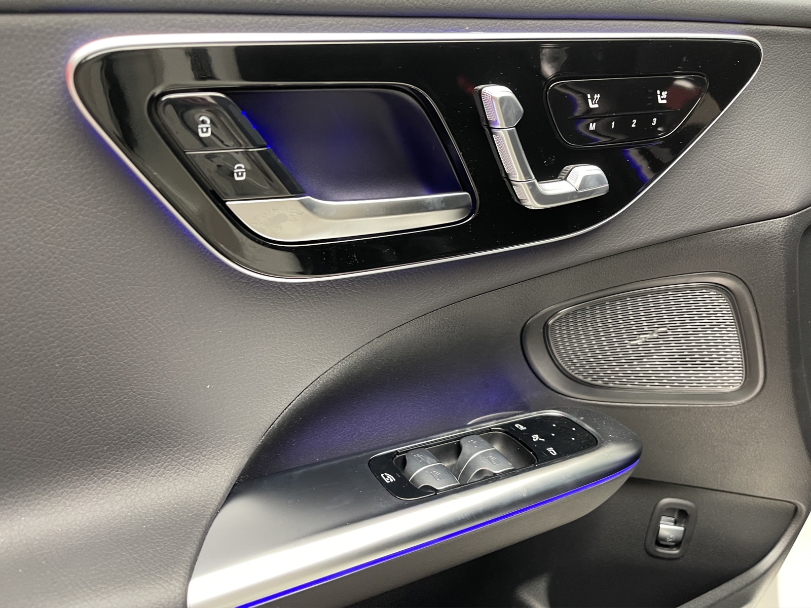 MERCEDES-BENZ C 220 d T 4MATIC Swiss Star-image-12