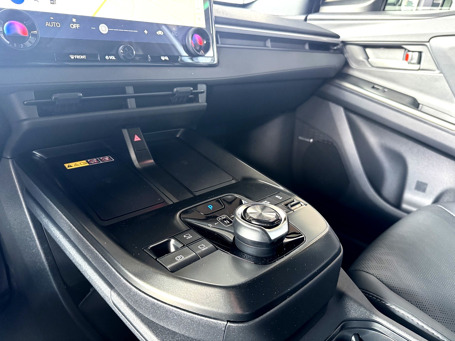 SUBARU Solterra eV Luxury 71,4kWh AWD-image-16