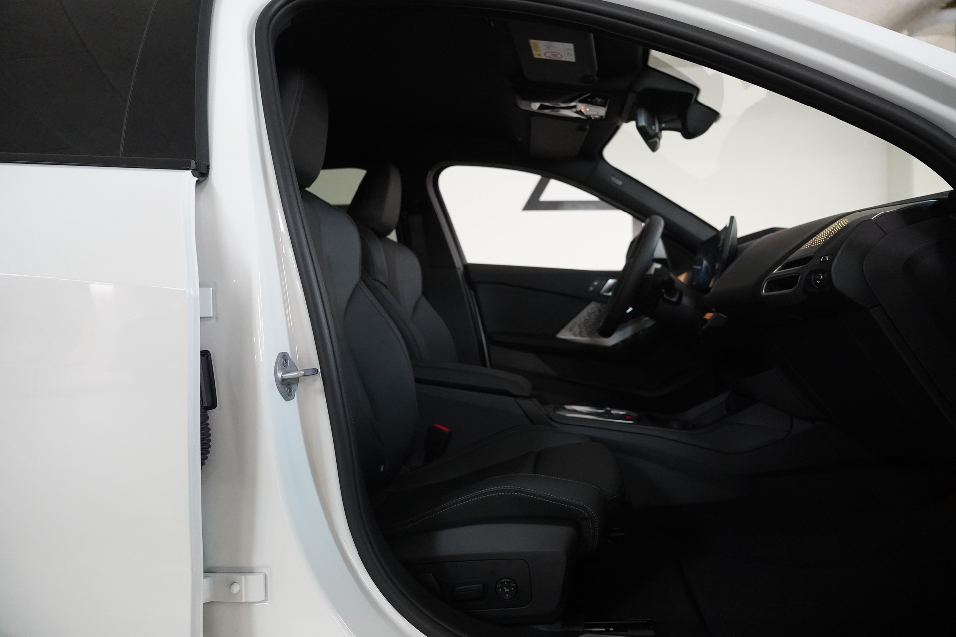 BMW 120d M Sport Steptronic-image-13