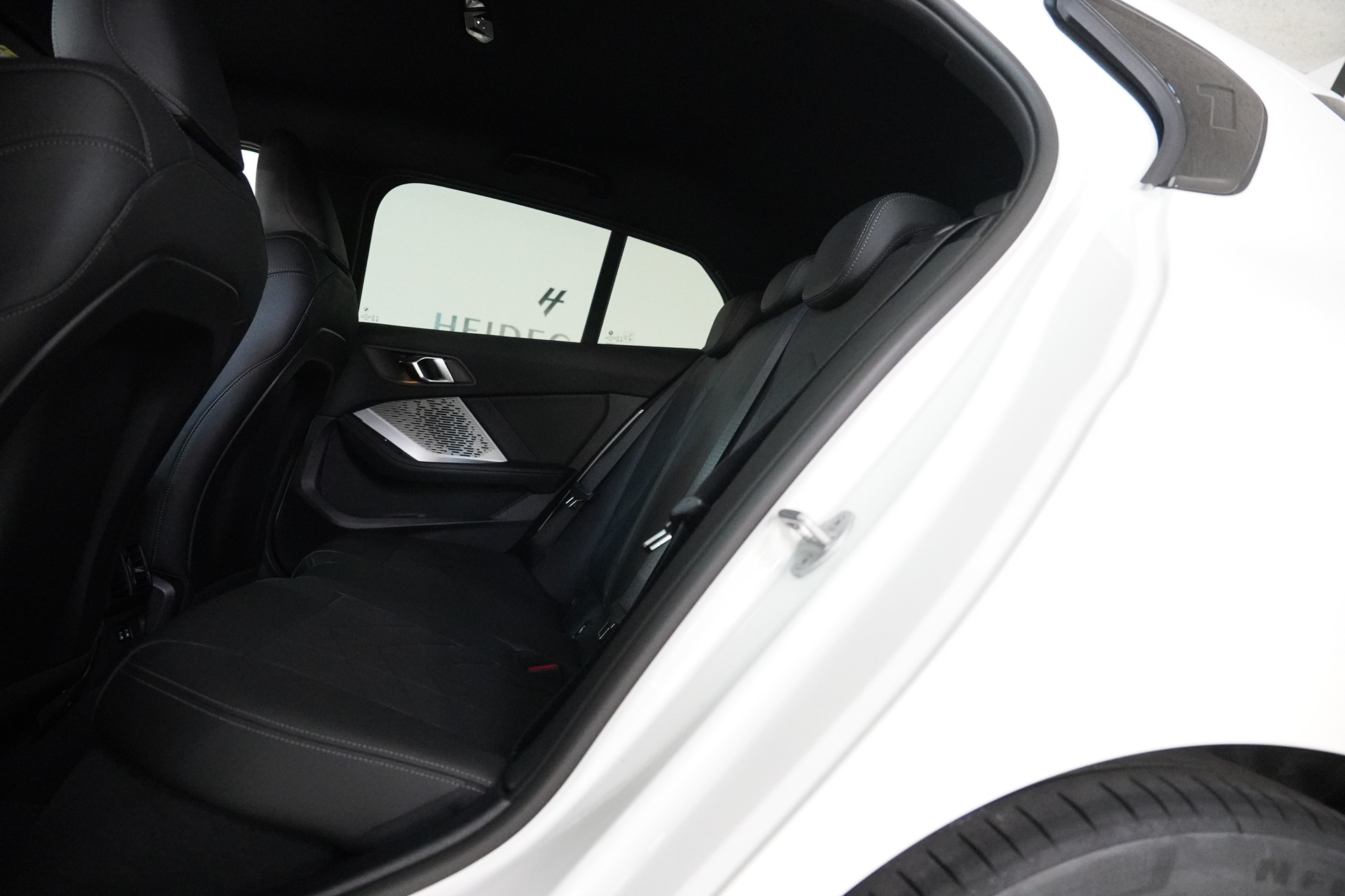 BMW 120d M Sport Steptronic-image-12