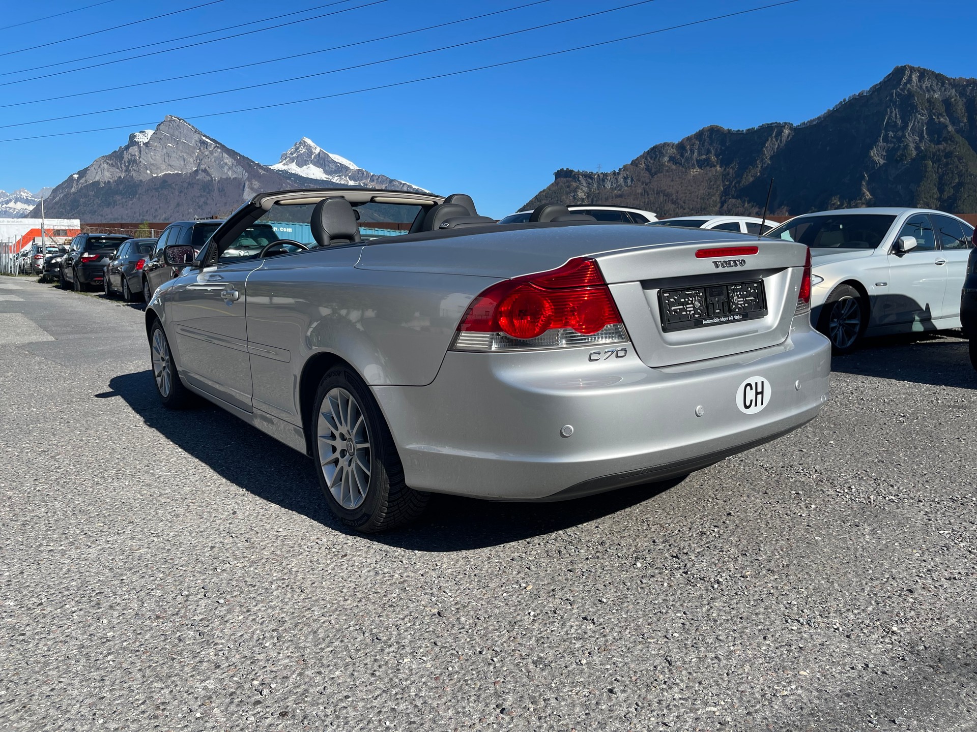 VOLVO C70 2.4-image-1