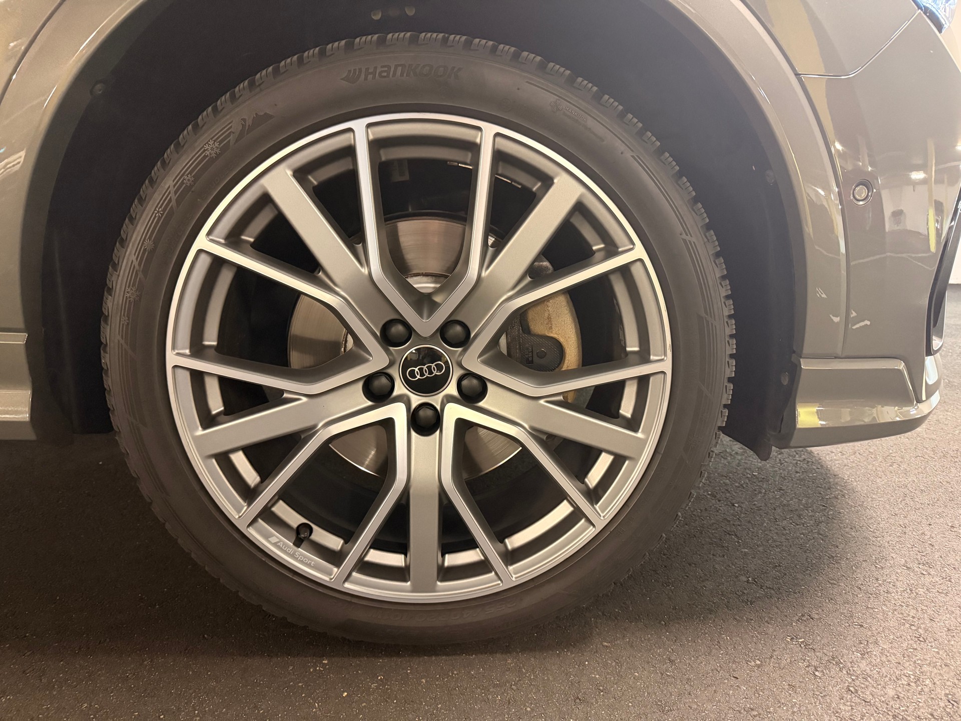 AUDI Q3 Sportback 45 TFSI S line quattro S-tronic-image-10