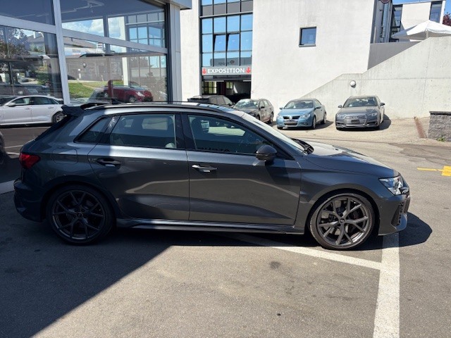 AUDI RS3 Sportback 2.5 TFSI quattro S-Tronic-image-2